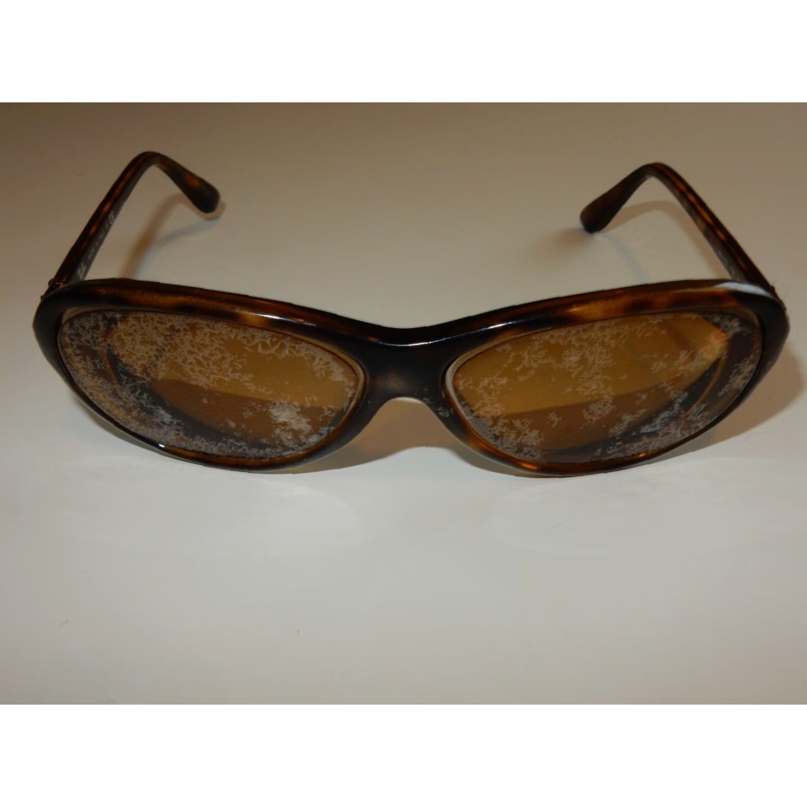 Vintage Ray-Ban Sunglasses Frames 4153 710 Ladies Brown Prescription Small Scratches Size ONE SIZE - 2 Thumbnail