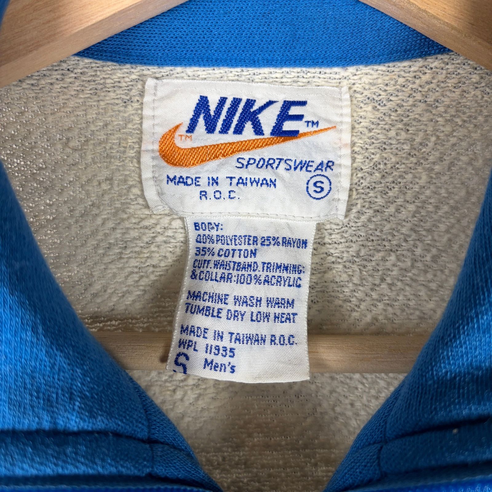 Nike Vintage 1970s Nike Orange Swoosh Small Tracksuit Jacket Size US S / EU 44-46 / 1 - 3 Thumbnail