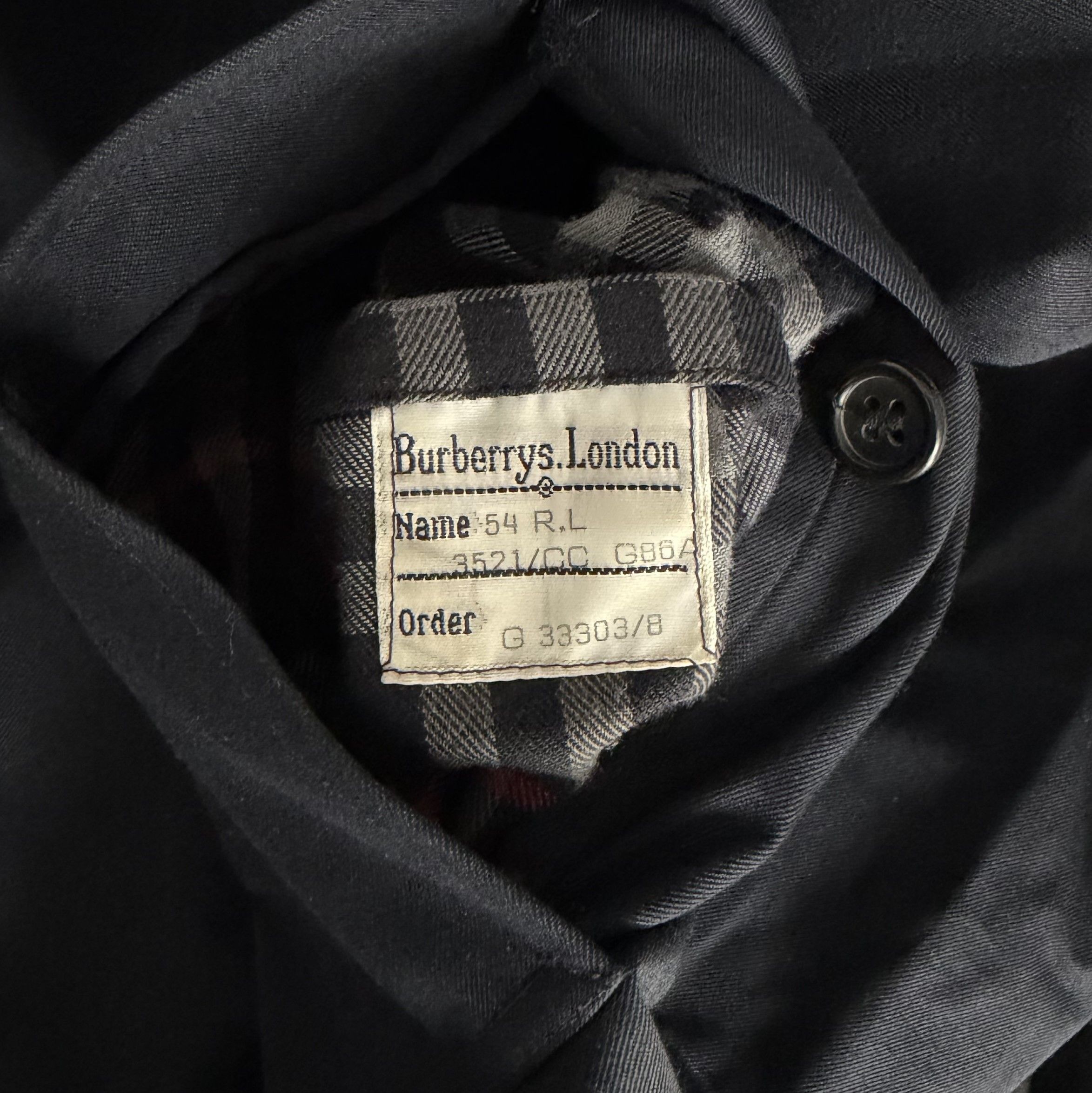 Burberry Vintage BURBERRYS London Long Coat Made In England Navy Size US XL / EU 56 / 4 - 19 Thumbnail