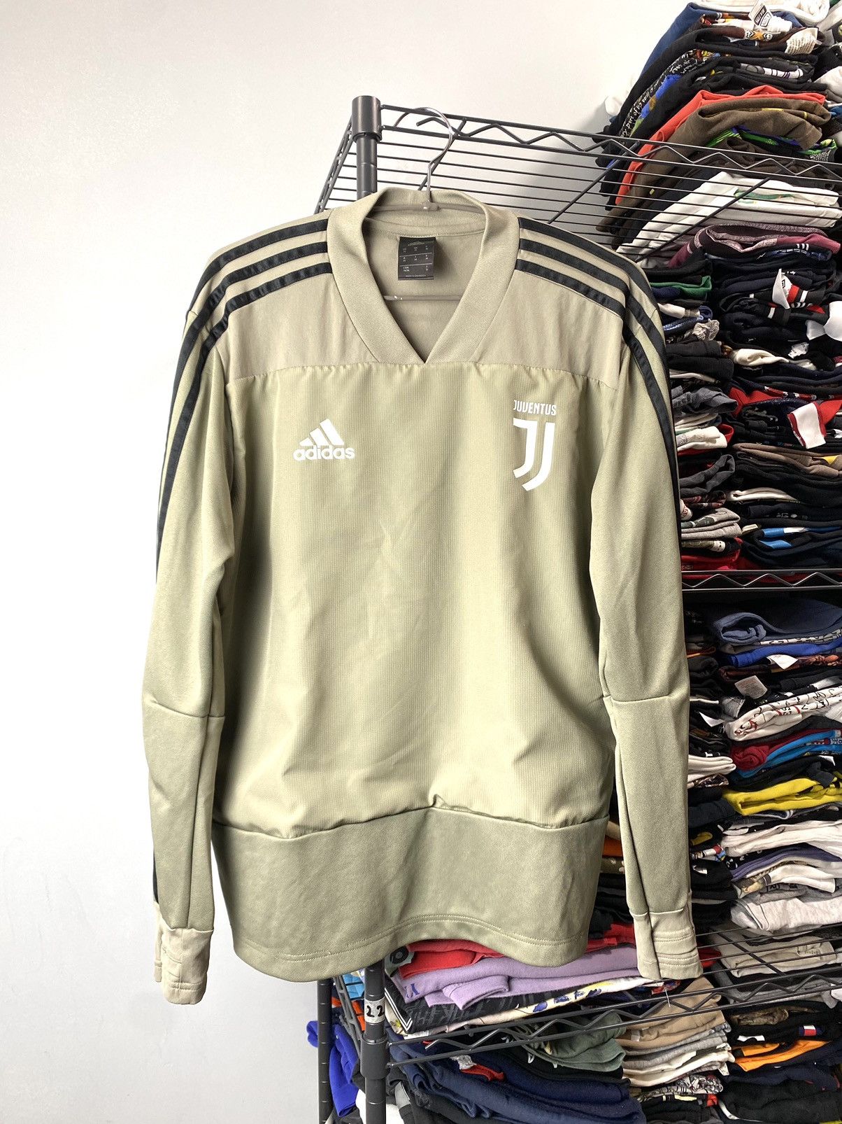 Adidas Adidas Juventus Soccer Jersey Longsleeve Sweatshirt Size US M / EU 48-50 / 2 - 1 Thumbnail