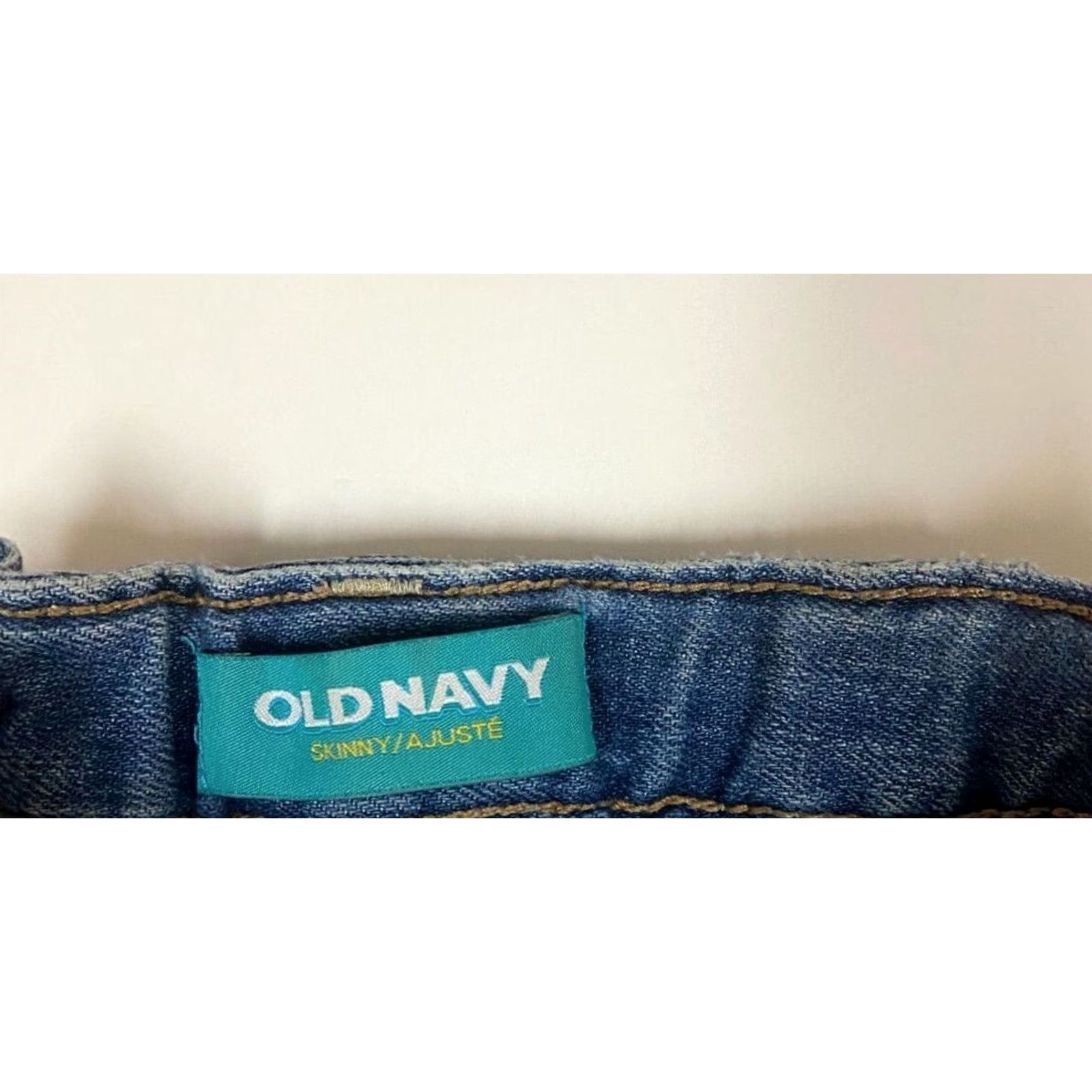 Old Navy Old Navy Jeans Skinny 26 Juniors Women Blue Denim 30in Waist Pockets Zipper Stretch Classic 20in Inseam Tie-Down Not Specified Size 26" / US 2 / IT 38 - 3 Thumbnail
