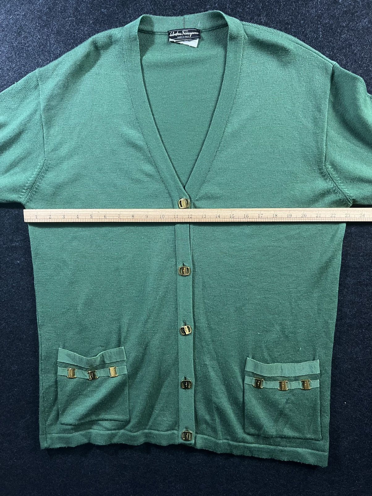 Salvatore Ferragamo 90’s salvatore ferragamo green knitted cardigan gold button Size US L / EU 52-54 / 3 - 5 Thumbnail