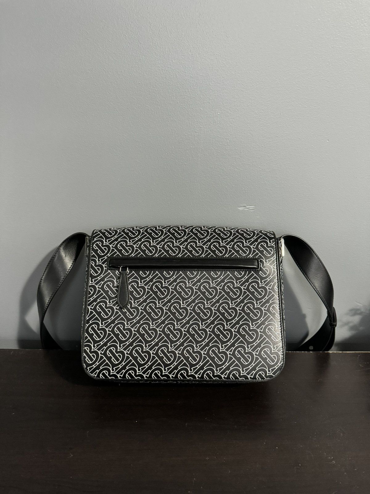 Burberry RARE Designer Burberry Monogram Messenger Bag Size ONE SIZE - 2 Thumbnail