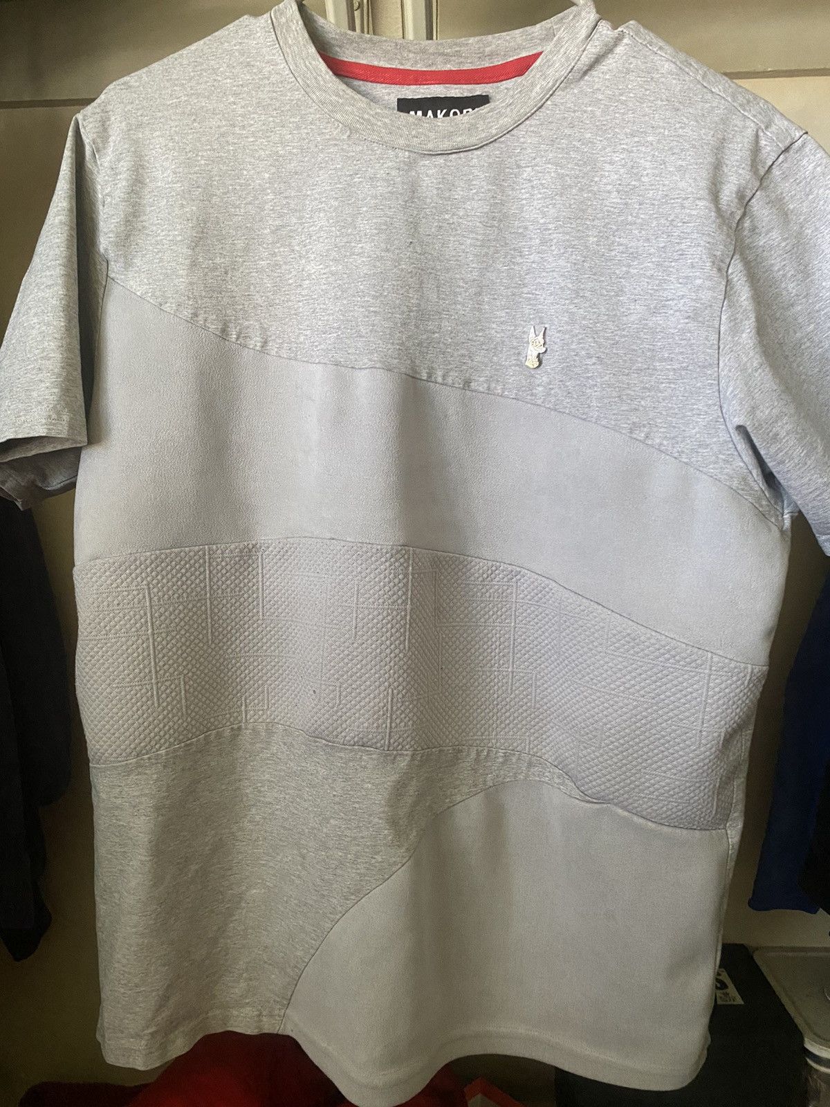 Other Makobi grey textured t shirt Size US S / EU 44-46 / 1 - 1 Thumbnail