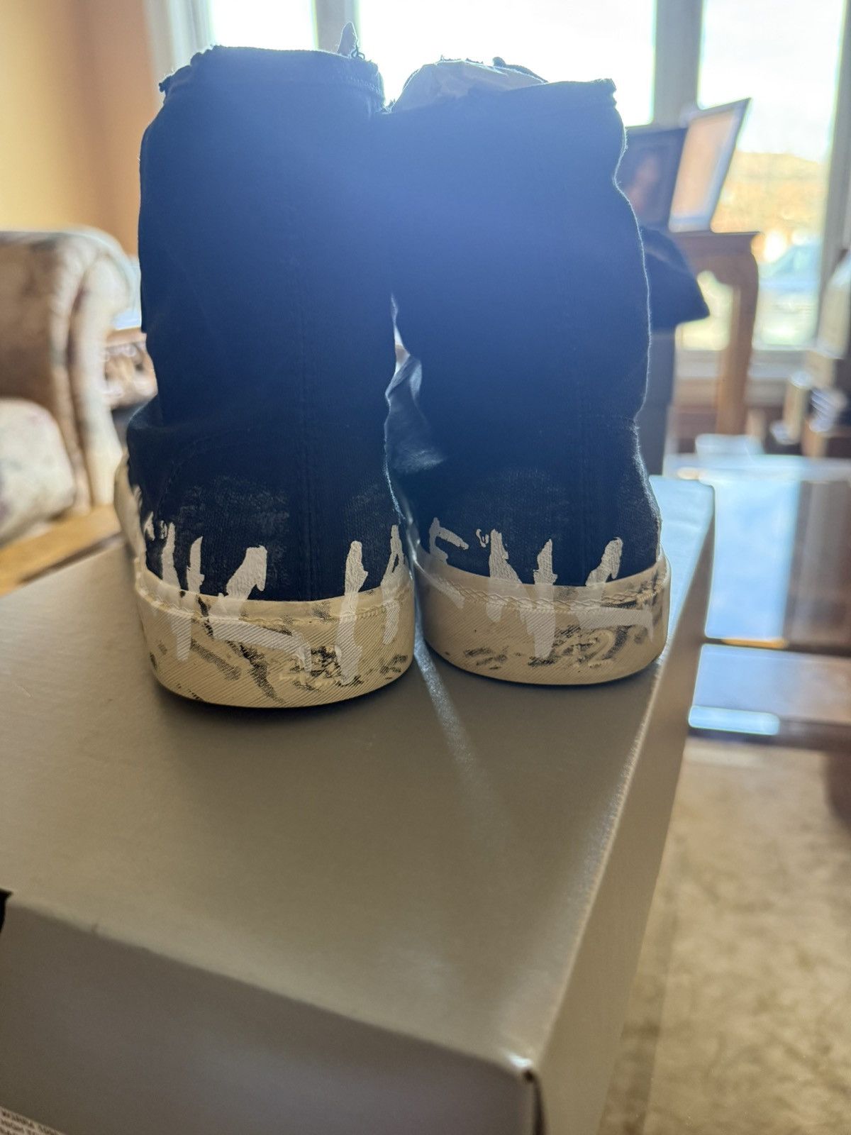 Balenciaga Balenciaga Paris High Top Graffiti Sneaker Size US 9 / EU 42 - 5 Thumbnail
