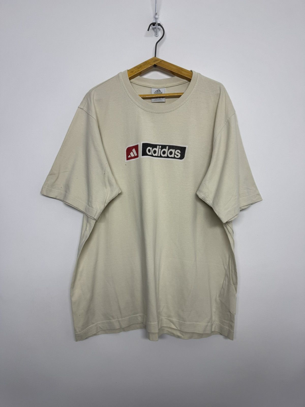 Adidas Vintage Adidas Big Logo T-Shirt 90’s Size US L / EU 52-54 / 3 - 1 Thumbnail