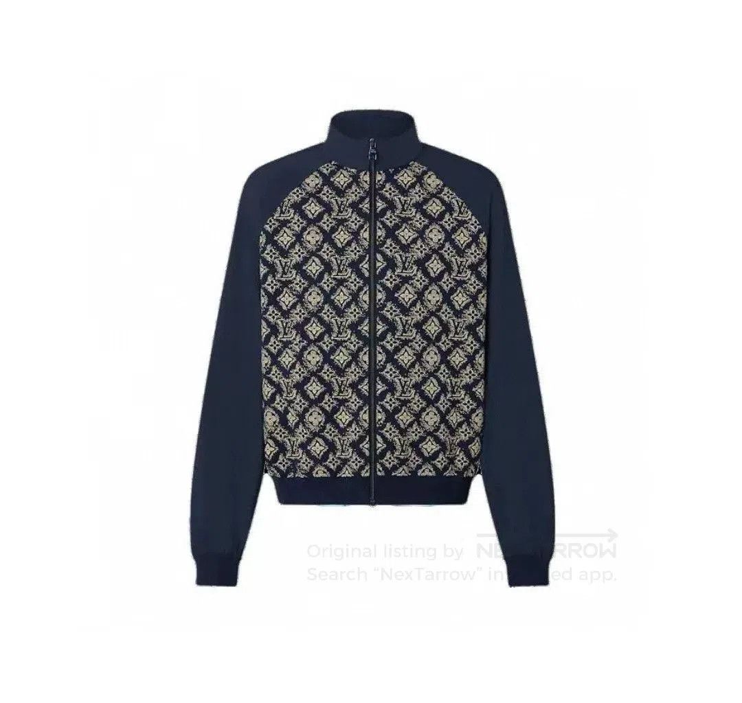 Louis Vuitton LV New Men's Top XL. Size US XL / EU 56 / 4 - 1 Thumbnail