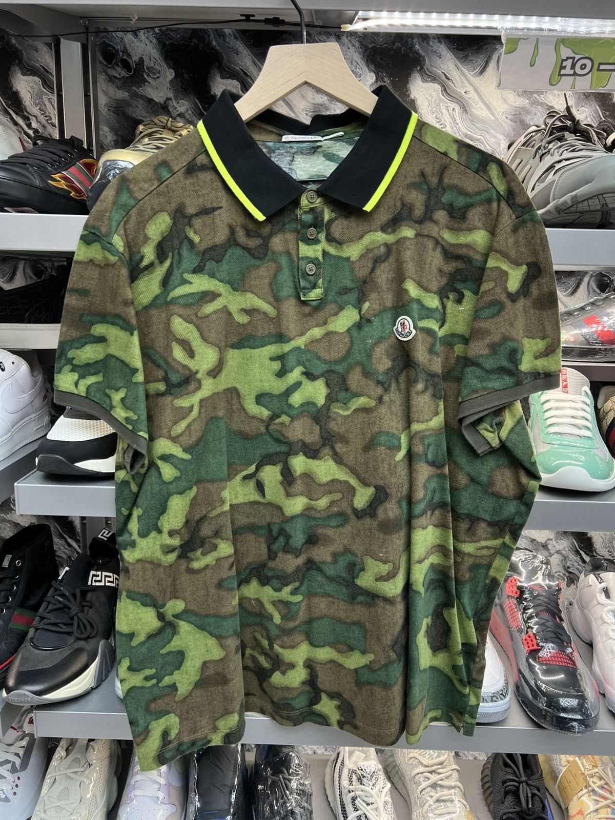 Moncler Moncler Camo Polo Tee Size US XXL / EU 58 / 5 - 1 Thumbnail