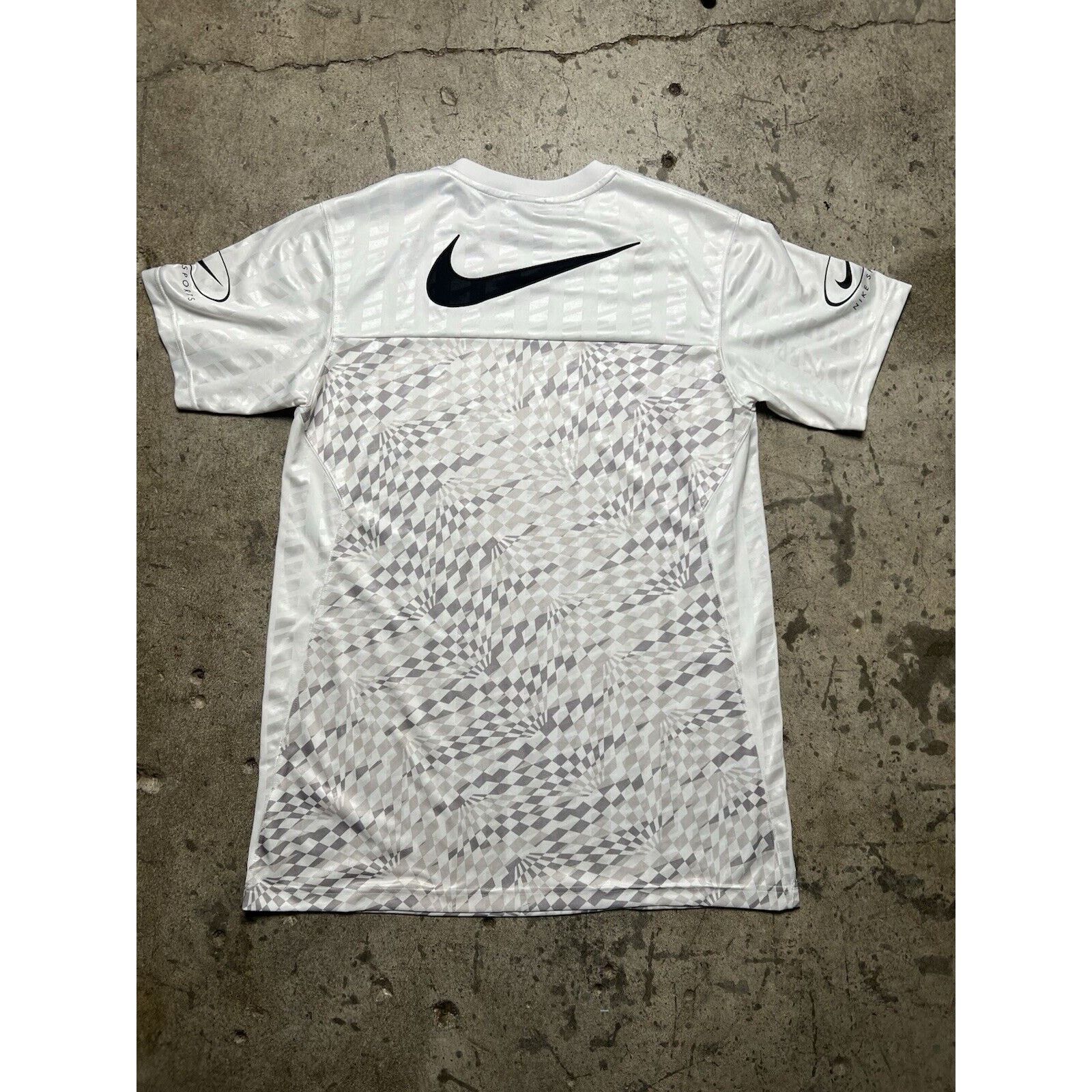 Nike Nike Sportswear Womens Soccer Jersey Dress White Grey Size M Size M / US 6-8 / IT 42-44 - 2 Thumbnail