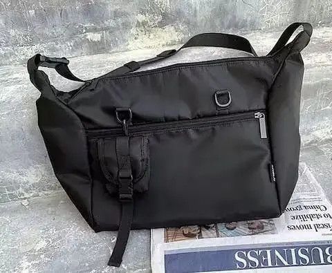 Japanese Brand Fashion y2k waterproof crossbody messenger bag Size ONE SIZE - 4 Thumbnail