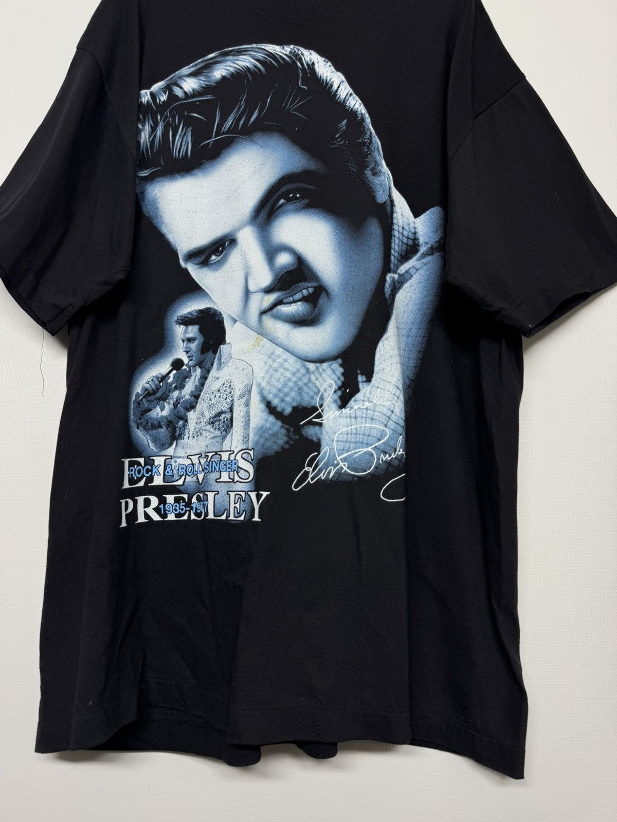 Vintage Vintage Y2k Elvis Presley Tshirt rock and roll singer Size US XL / EU 56 / 4 - 9 Thumbnail