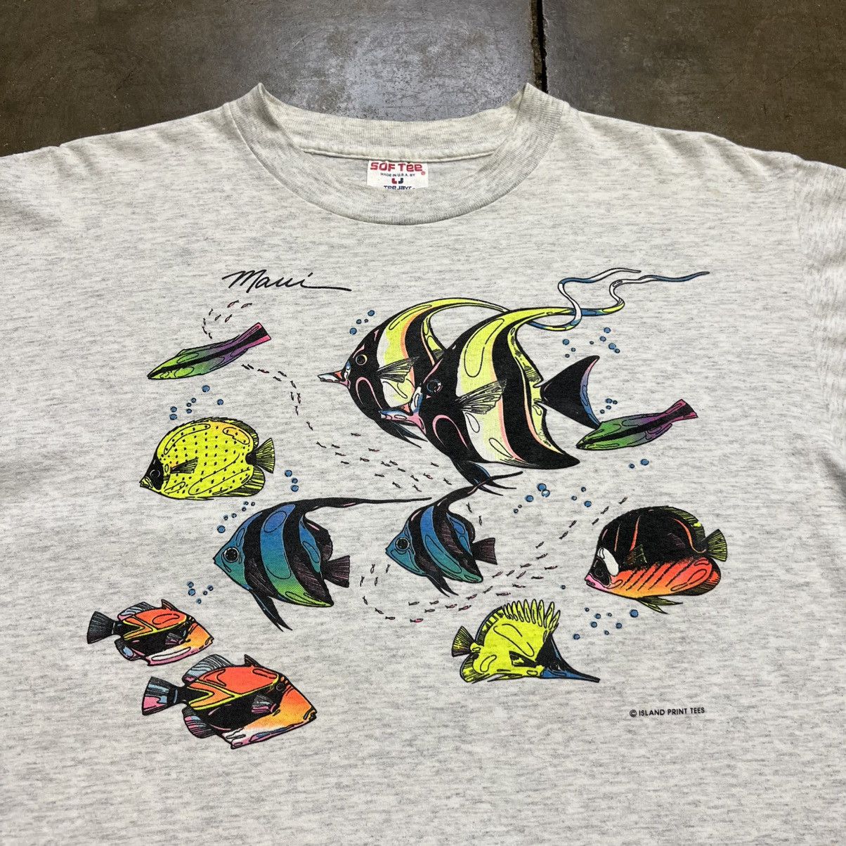 Vintage Vintage 90s Maui Hawaii Fish Graphic T Shirt Single Stitched Size US XL / EU 56 / 4 - 3 Thumbnail