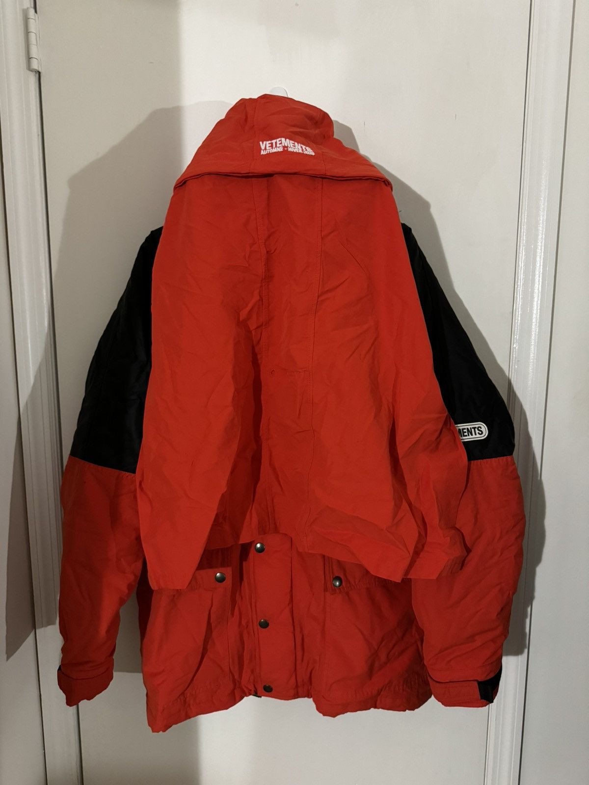 Vetements Vetements 19 AW Incognito Parka *WITH LINER* Size US S / EU 44-46 / 1 - 2 Thumbnail