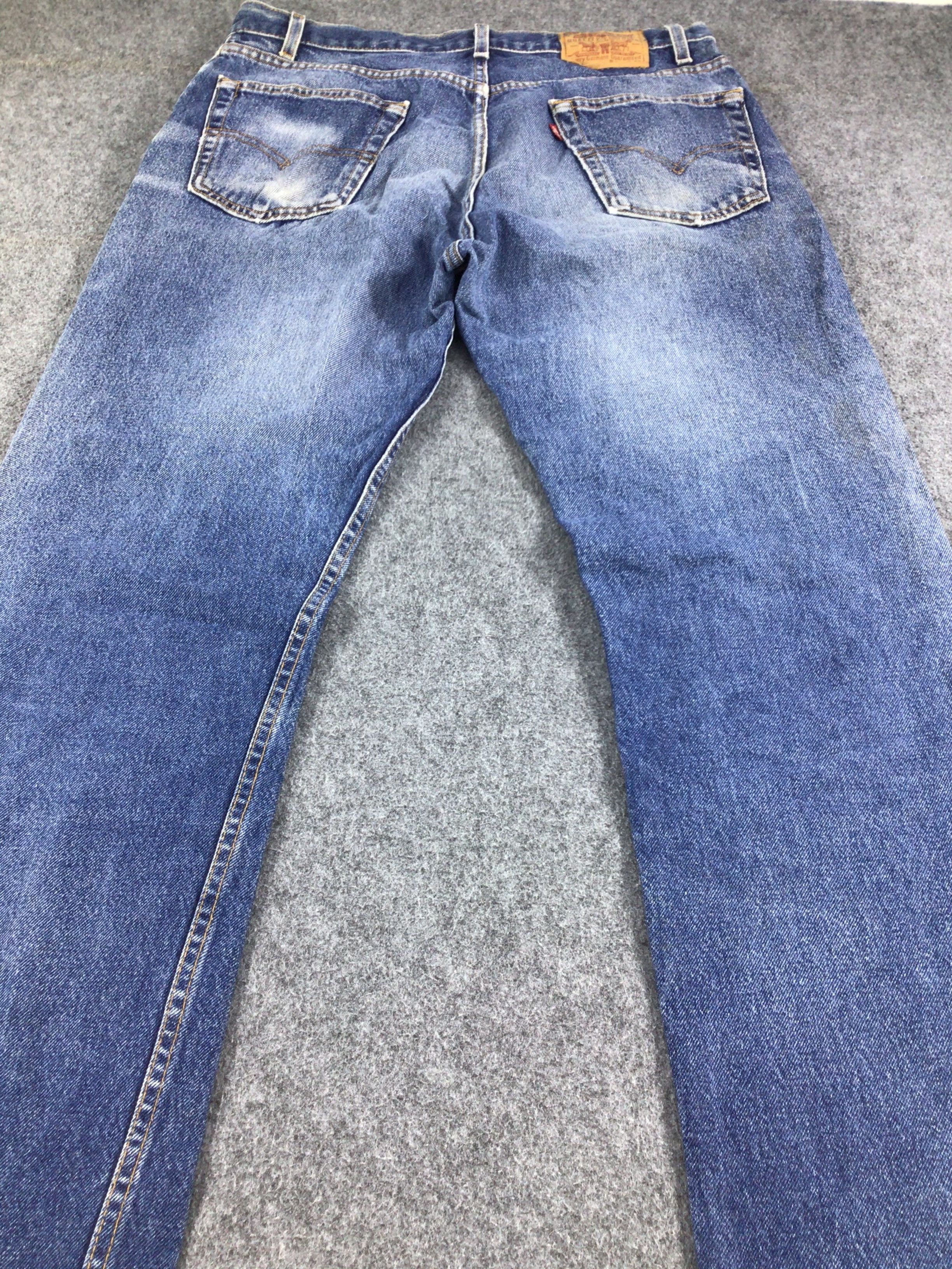 Levi's Vintage Levis 505 Jeans Faded Blue Distressed Denim KJ179 Size US 34 / EU 50 - 4 Thumbnail
