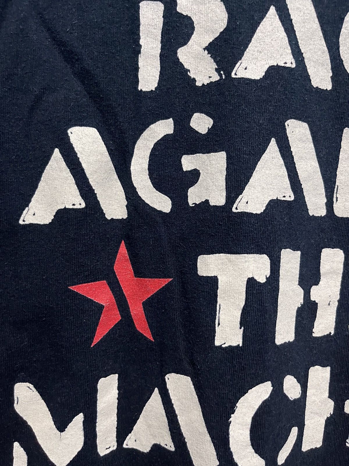 Band Tees Rage Against The Machine Band T Shirt Size US L / EU 52-54 / 3 - 10 Thumbnail