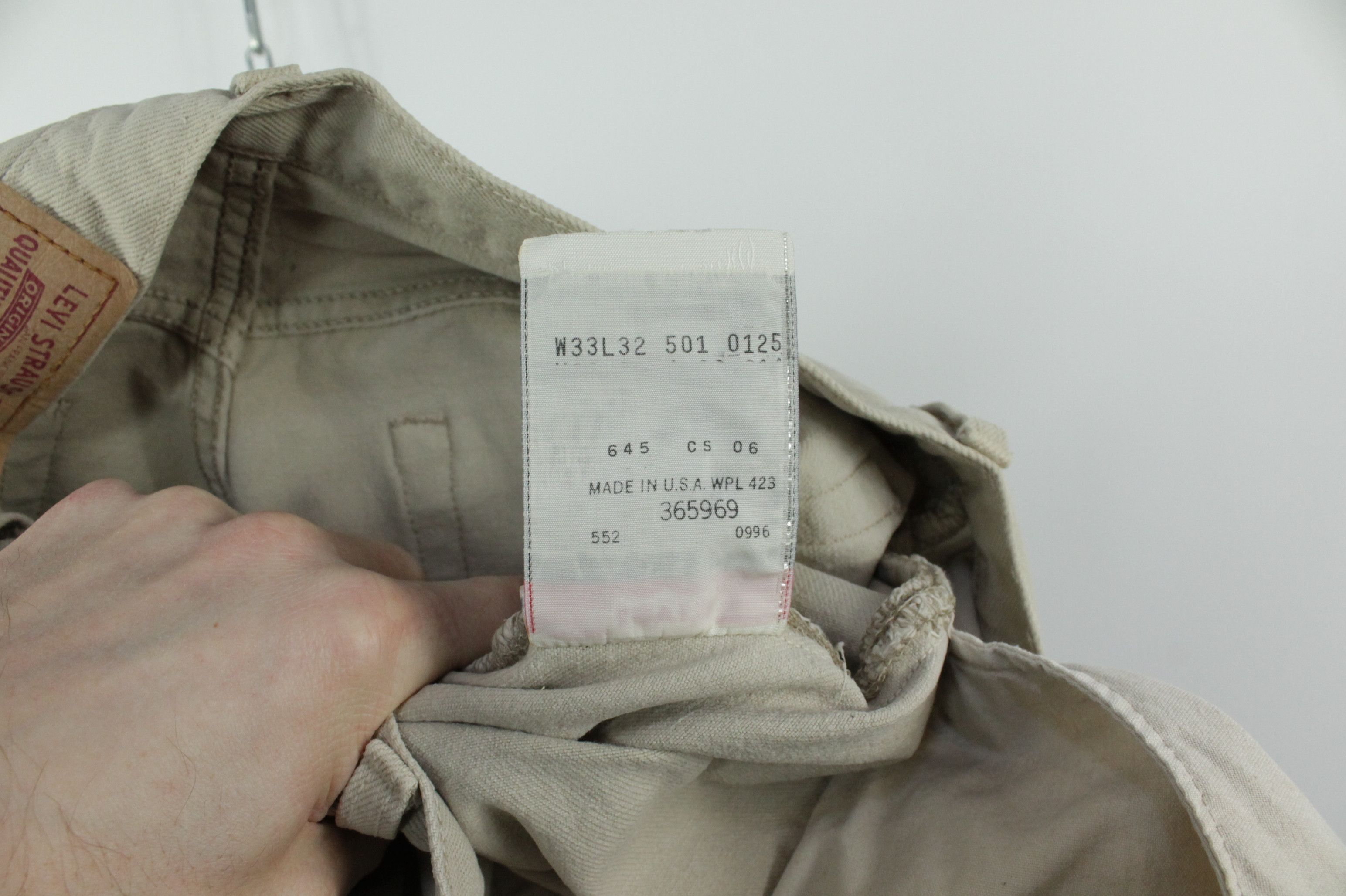 Levi's Vintage Levi's 501 Beige Denim Made In USA Men's Jeans Size US 33 - 10 Thumbnail