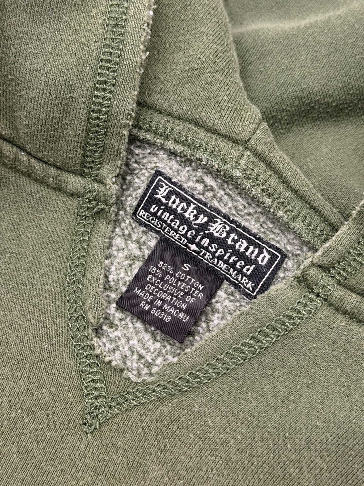 Lucky Brand Vintage Lucky Brand Hoodie Old English Logo Size Small Y2K Size US S / EU 44-46 / 1 - 7 Thumbnail