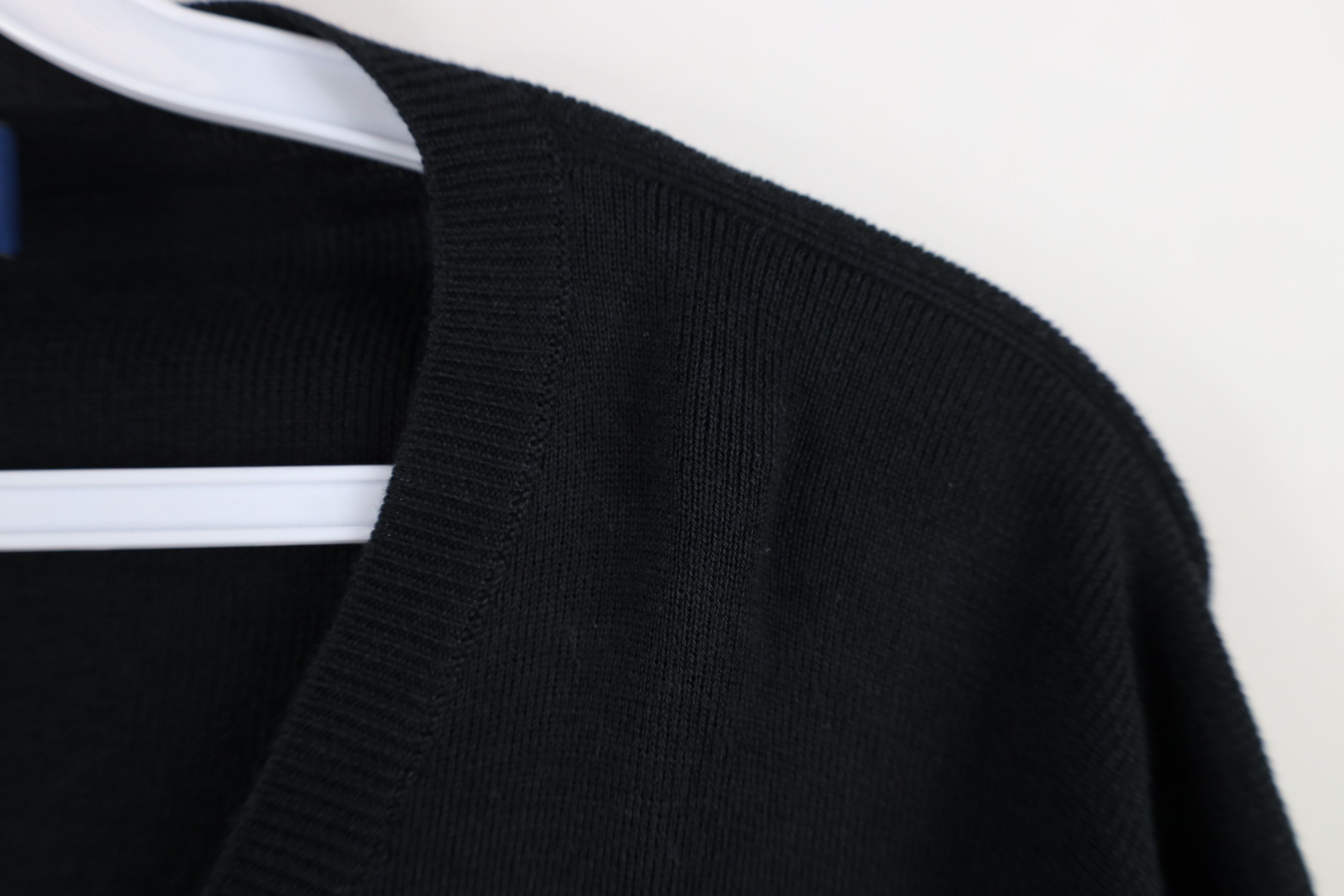 Ralph Lauren Vintage Ralph Lauren Lightweight Cotton Knit V-Neck Sweater Size US XL / EU 56 / 4 - 7 Thumbnail