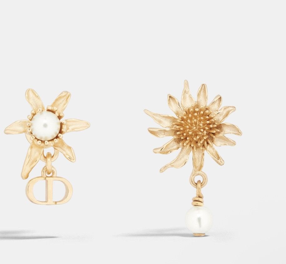 Dior DIOR CHARDONS EARRINGS Gold-Finish Metal and White Resin Size ONE SIZE - 3 Thumbnail