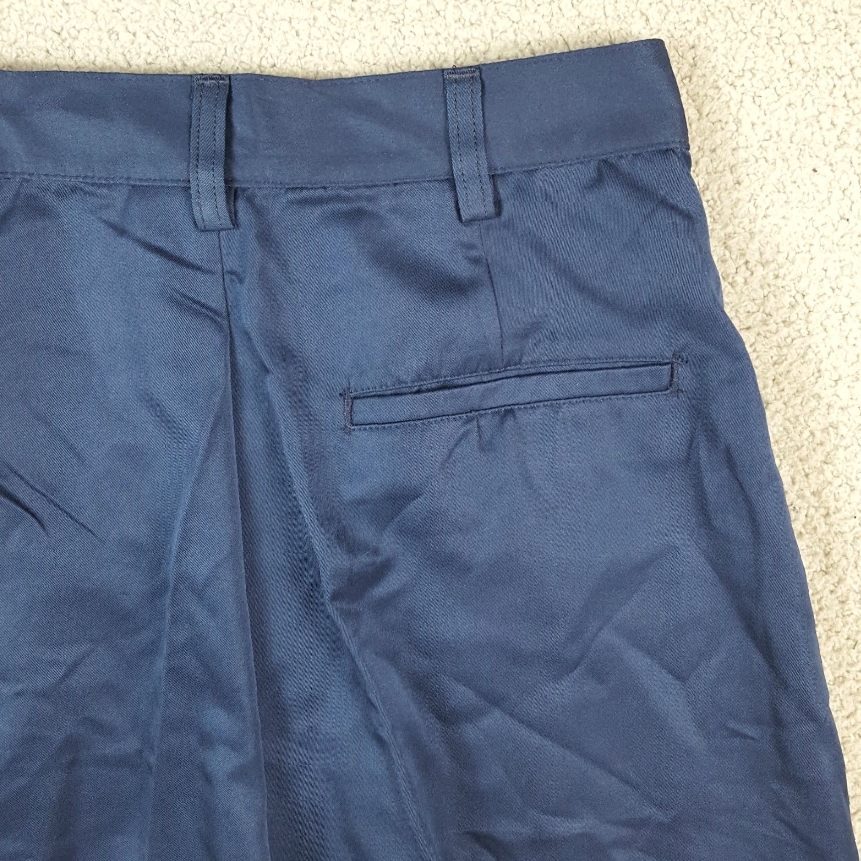 Spalding VINTAGE Spalding Relaxed Fit Pleated Front Preppy Golf Size 12 High Waist Navy Blue Chino Shorts Women 12 Navy Blue Chino Shorts Size 34" / US 12 / IT 48 - 7 Thumbnail
