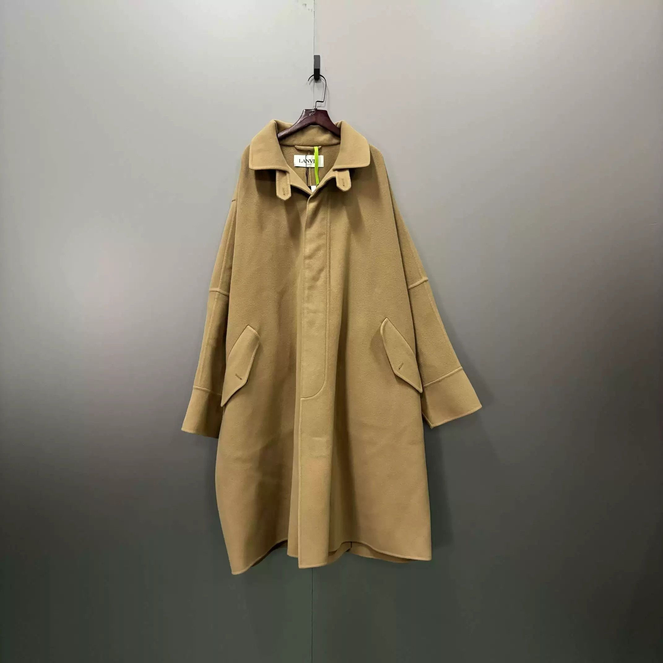 Lanvin LANVIN Beige Coat Size 48 Size US M / EU 48-50 / 2 - 1 Thumbnail