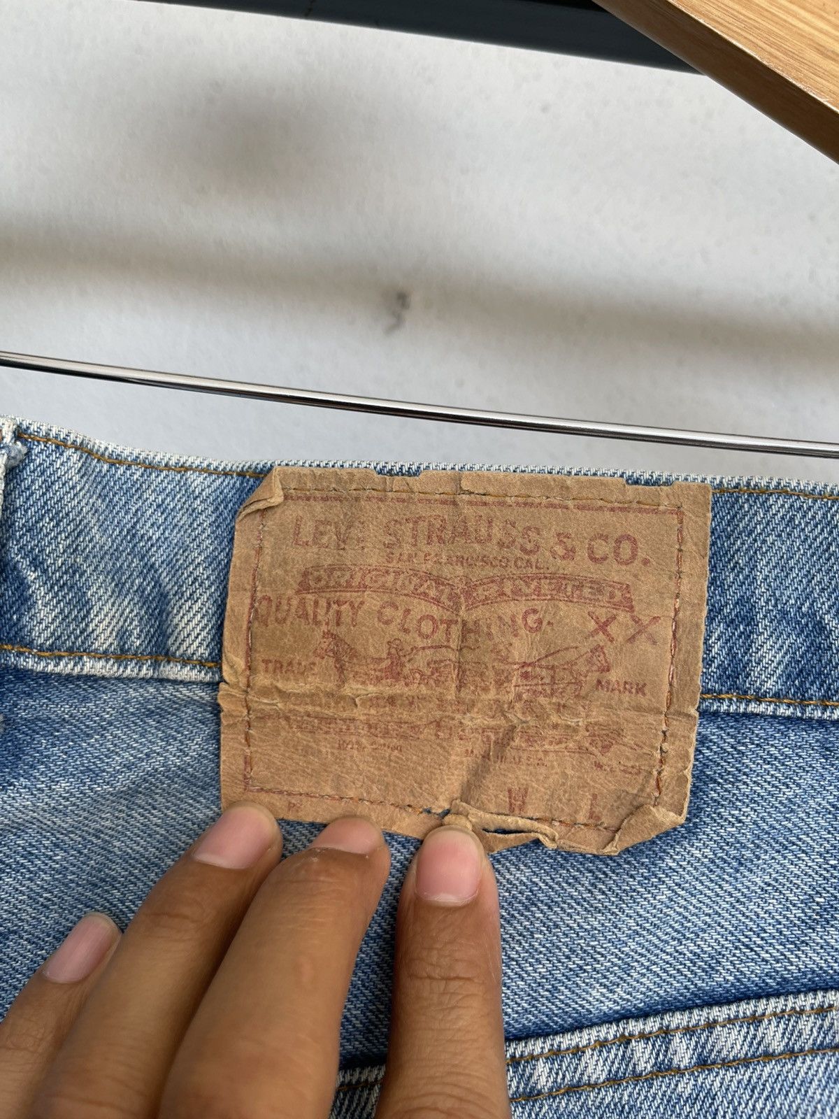 Levi's Vintage 80's Distressed Levis Size US 36 / EU 52 - 7 Thumbnail