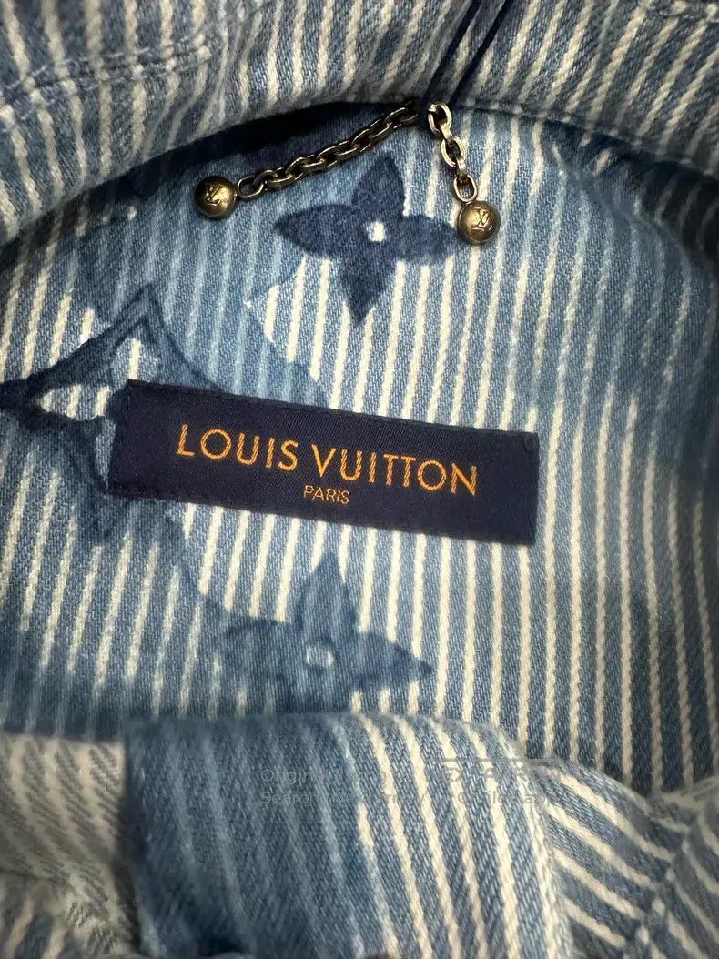 Louis Vuitton Louis Vuitton Blue and White Stripe Long Sleeve Shirt Size US L / EU 52-54 / 3 - 4 Thumbnail