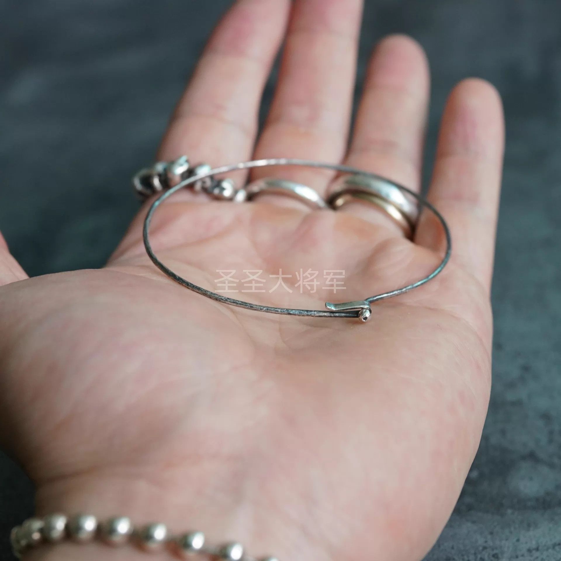 DETAJ Detaj Distressed Seed Thin Bangle 17cm Wrist Size ONE SIZE - 8 Thumbnail