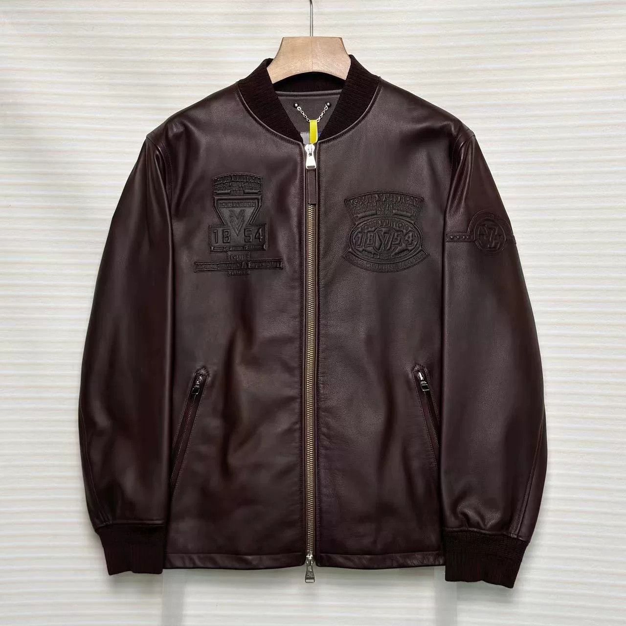 Louis Vuitton Louis Vuitton Brown Calfskin Badge Jacket Size US L / EU 52-54 / 3 - 1 Thumbnail