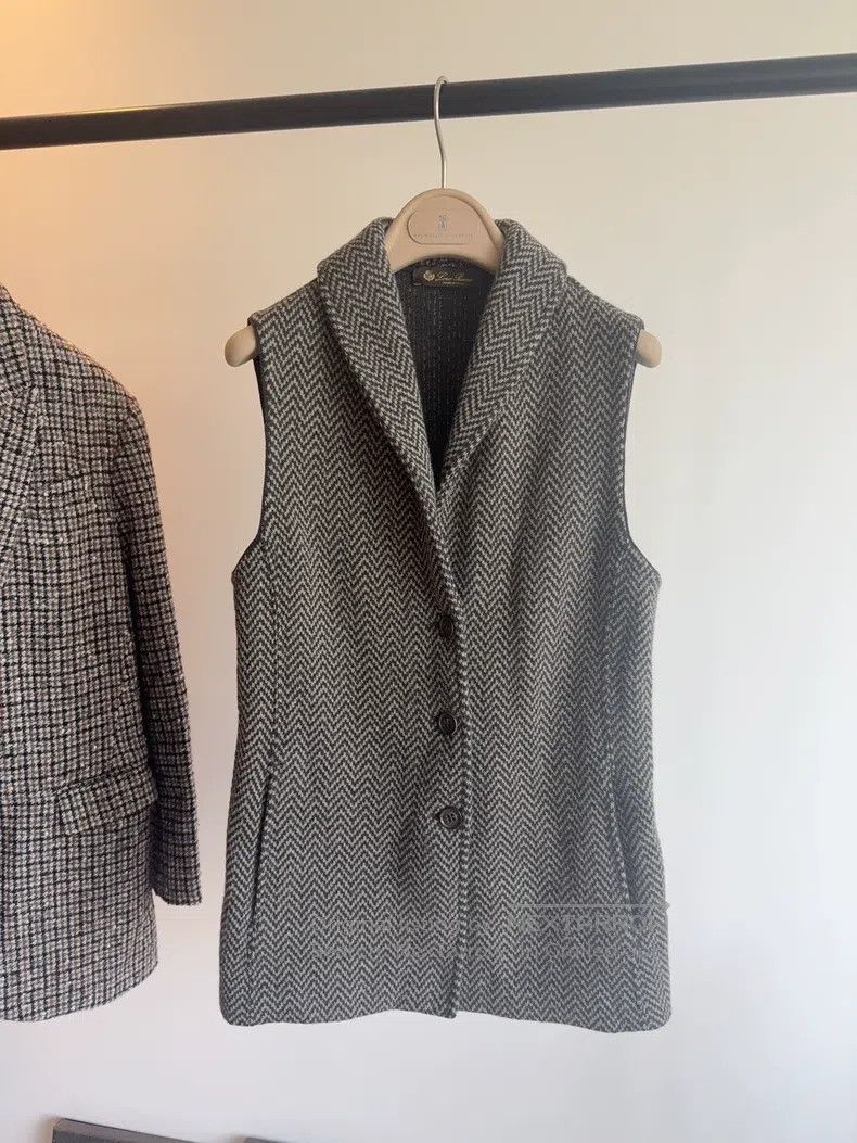 Loro Piana LORO PIANA Cashmere Vest Size XS / US 0-2 / IT 36-38 - 1 Thumbnail