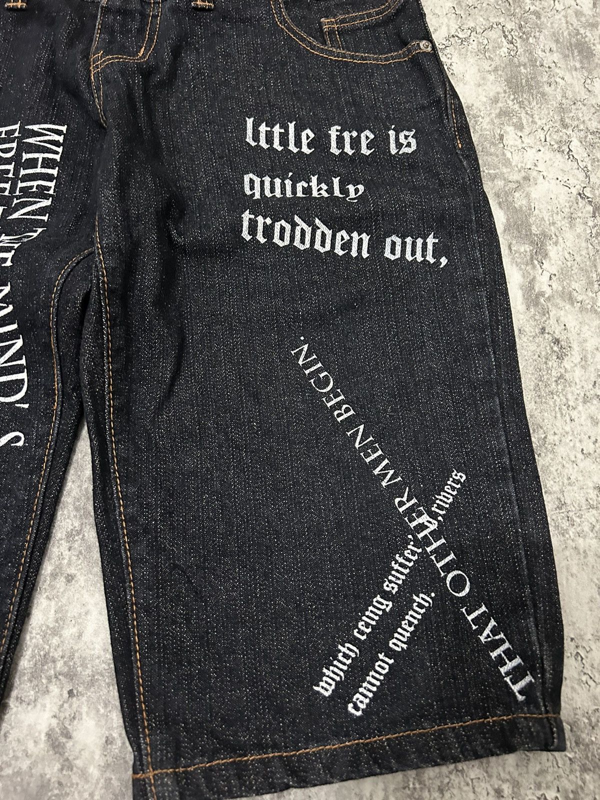 JNCO Japanese Skull Poem Y2k Doublle Waist Short Pants Size US 32 / EU 48 - 5 Thumbnail