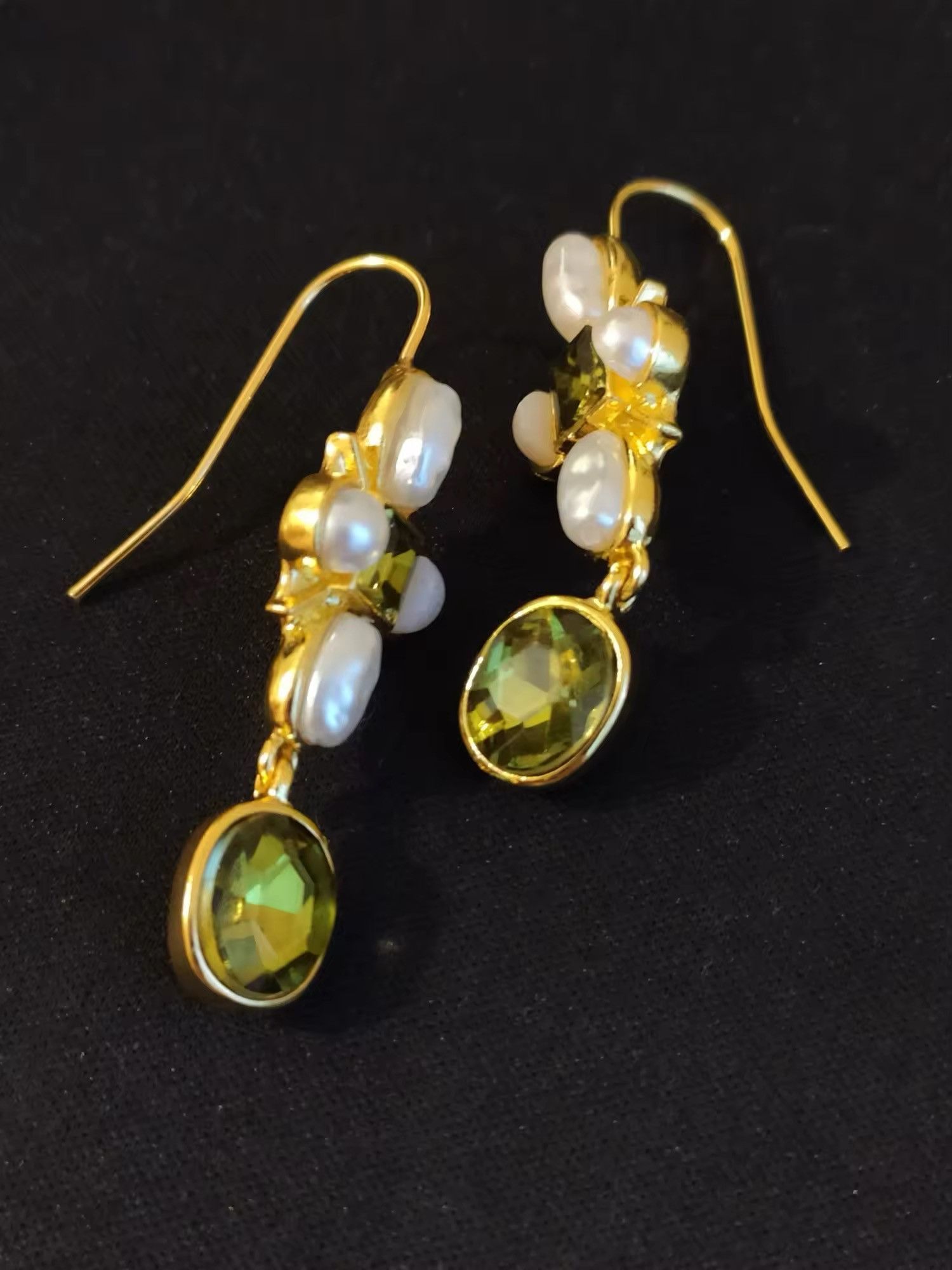Jewelry Inlaid Green Stone Imitation Pearl Earring Size ONE SIZE - 3 Thumbnail