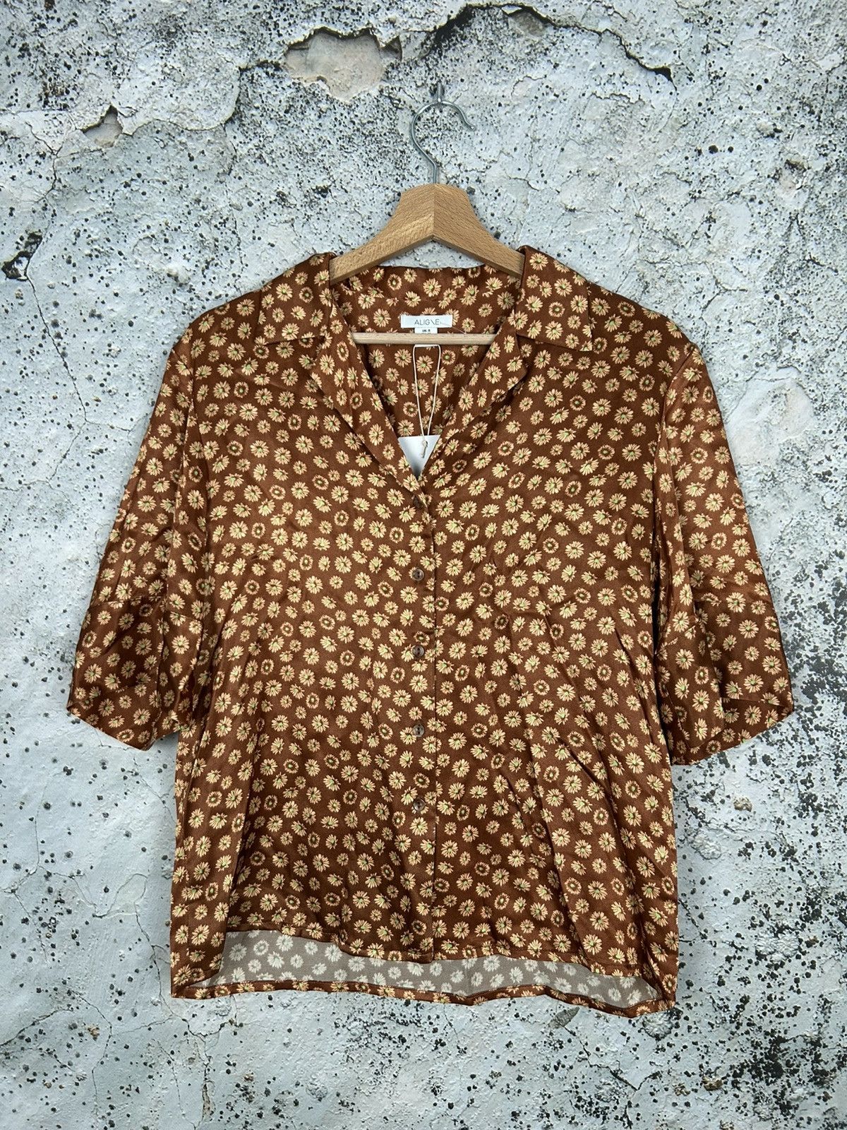 Vintage Aligne Hawaiian Shirt Crazy New Streetwear Summer Hype Size US S / EU 44-46 / 1 - 1 Thumbnail