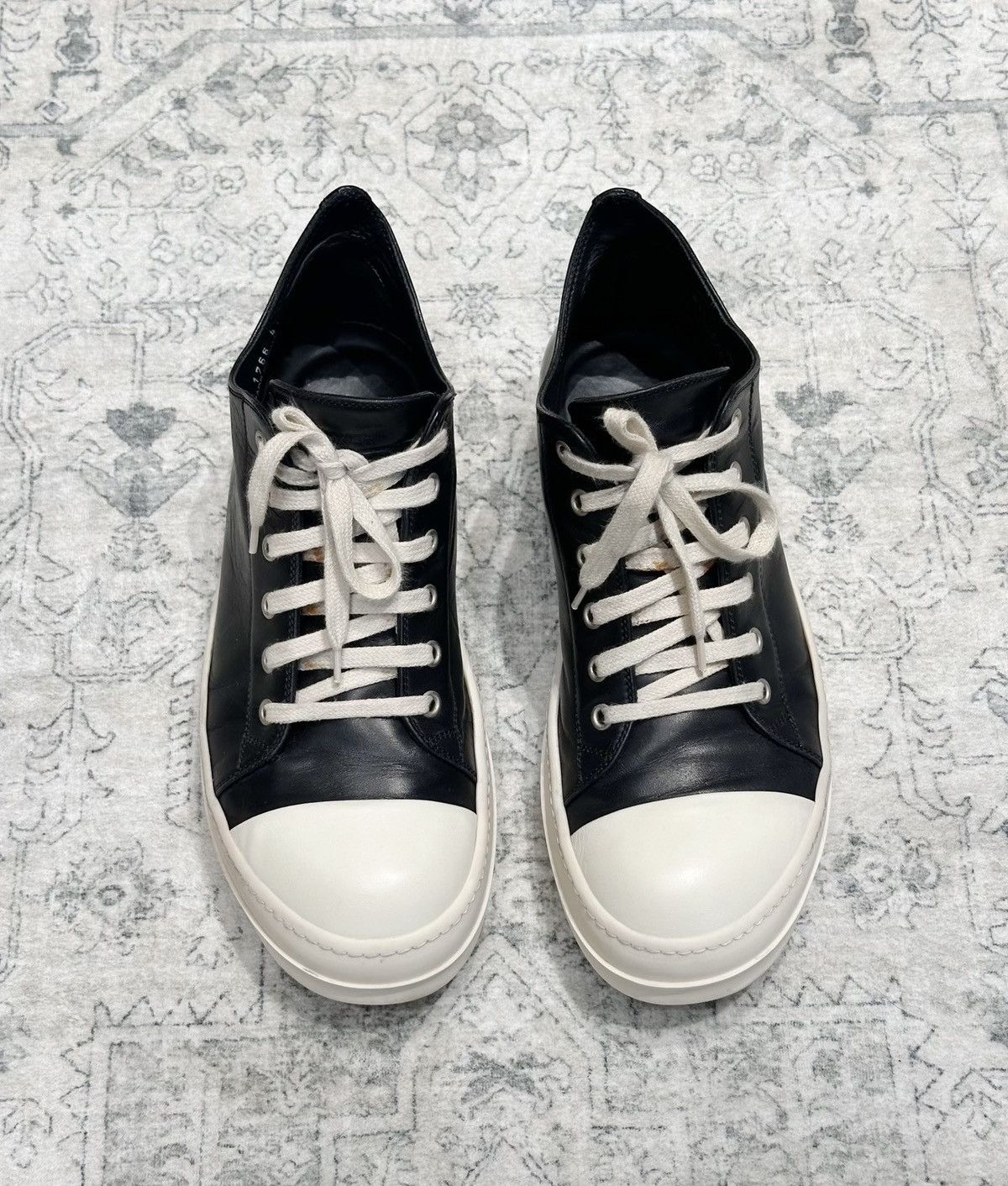 Rick Owens Rick Owens Mainline Black & White Calfskin Low-Top Converse Size US 8 / EU 41 - 1 Thumbnail