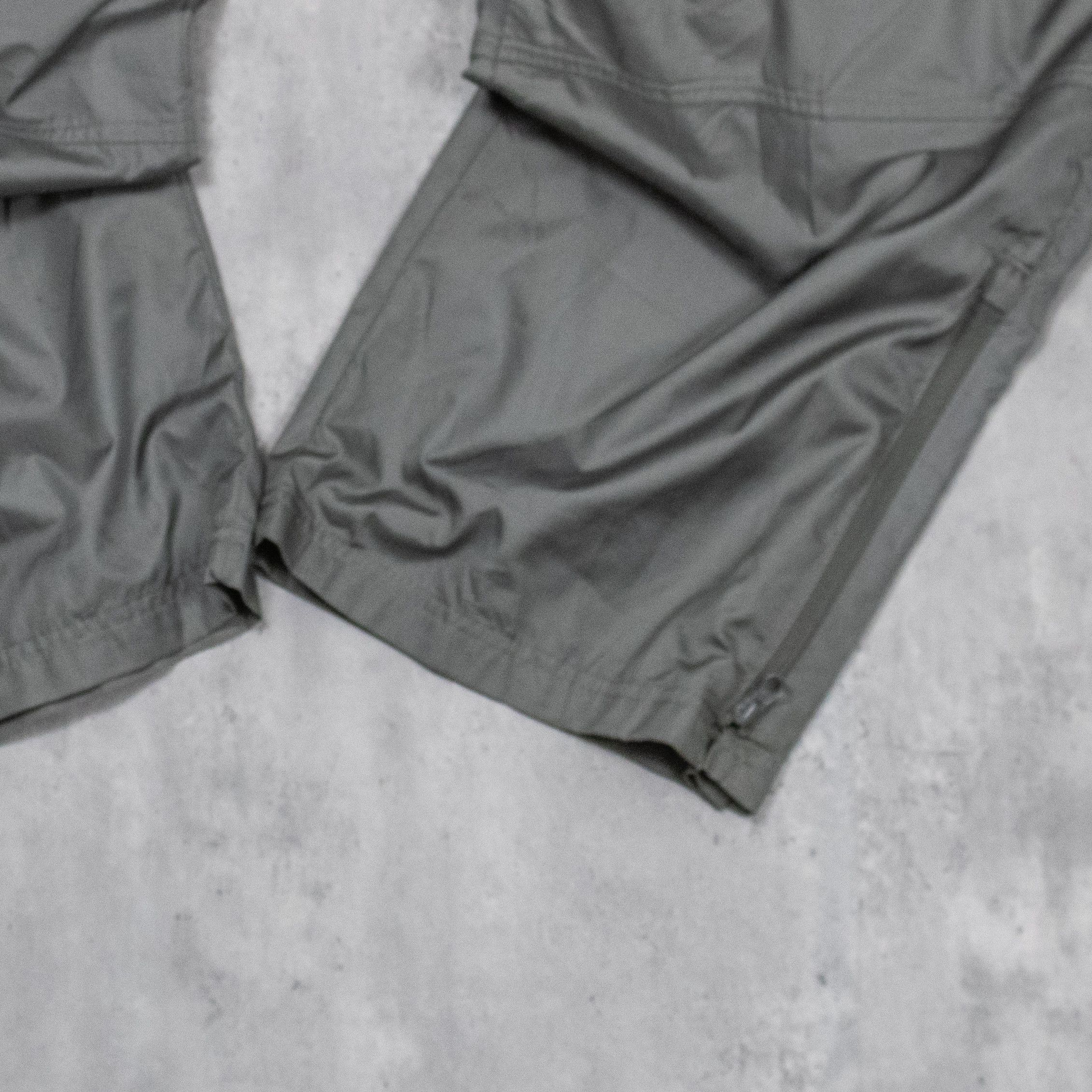 Athletic Works Y2K 00's Grey Baggy Relax Fit Wide Legged Cargo Track Pant's Size US 36 / EU 52 - 5 Thumbnail