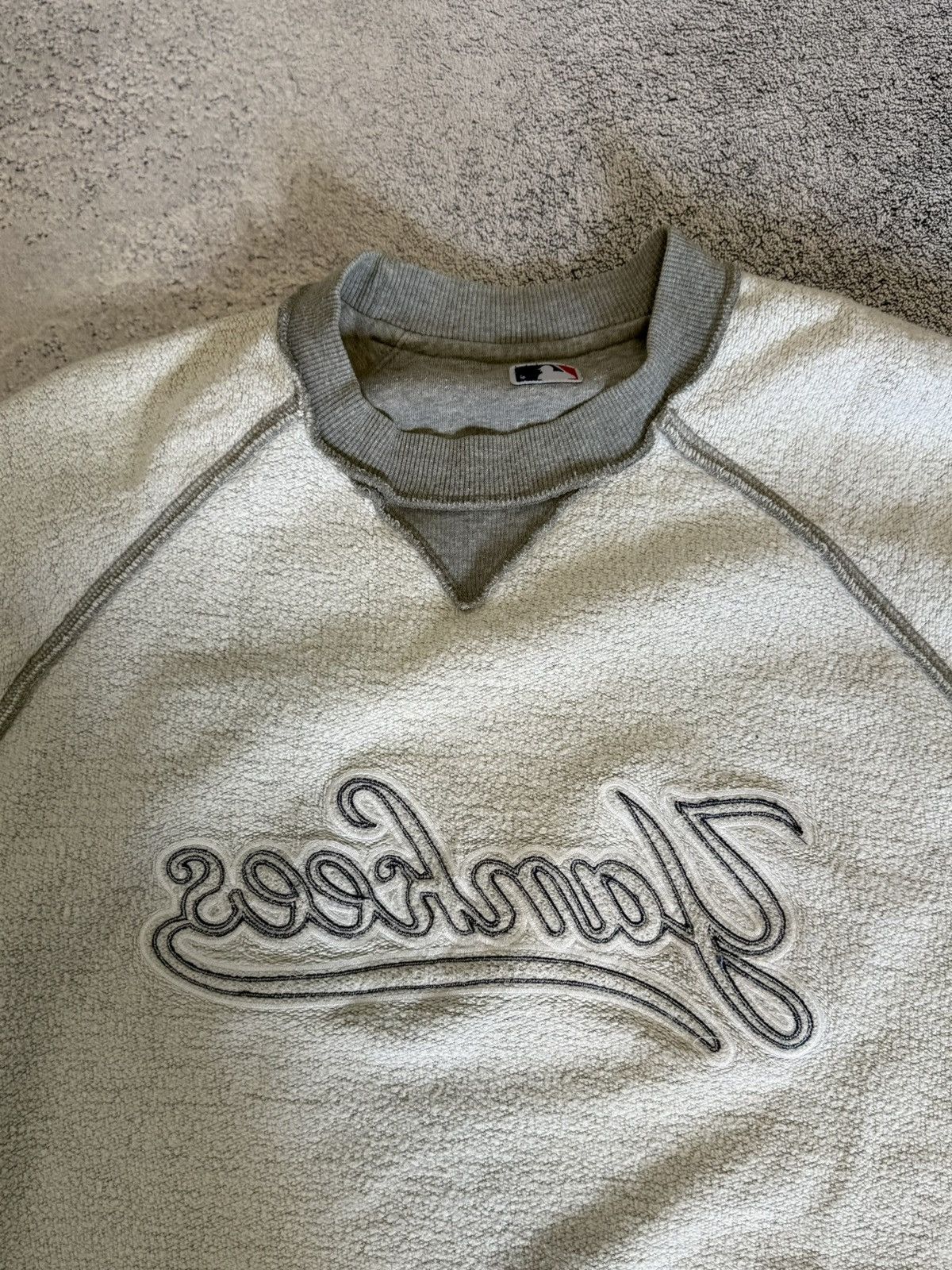 Adidas Vintage Adidas Yankees Sweatshirt MLB Spellout Logo Mens L Size US L / EU 52-54 / 3 - 11 Thumbnail