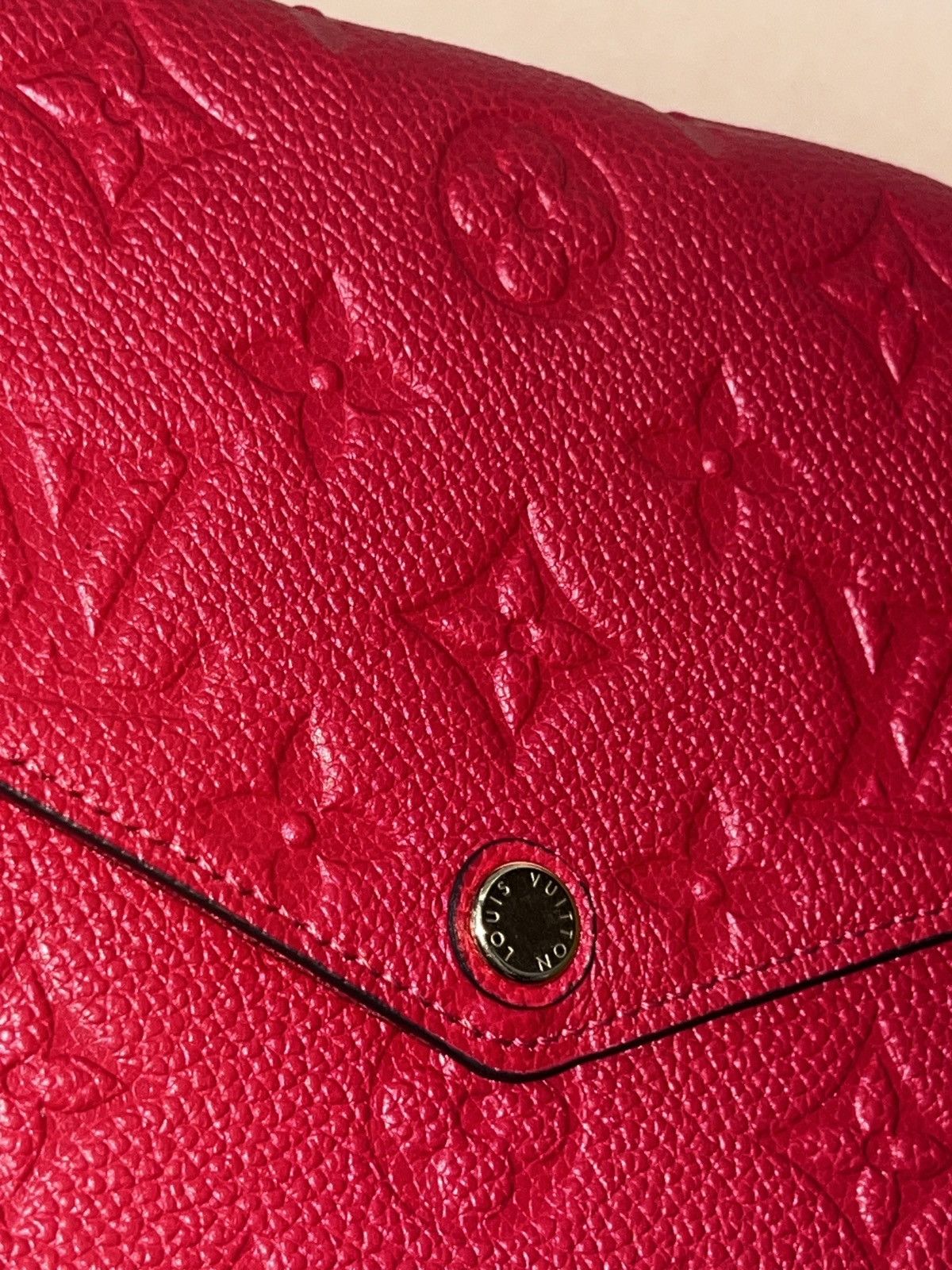 Louis Vuitton FELICIE POCHETTI MONOGRAM BAG Size ONE SIZE - 3 Thumbnail