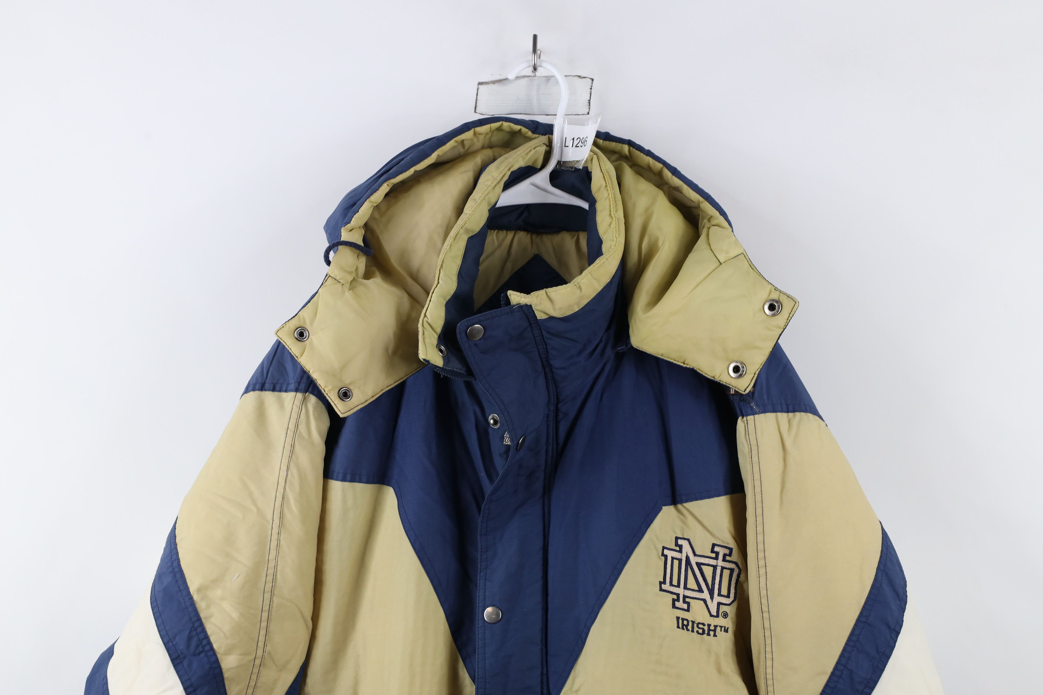 Vintage Vintage 90s Notre Dame University Hooded Puffer Jacket Size US L / EU 52-54 / 3 - 2 Thumbnail