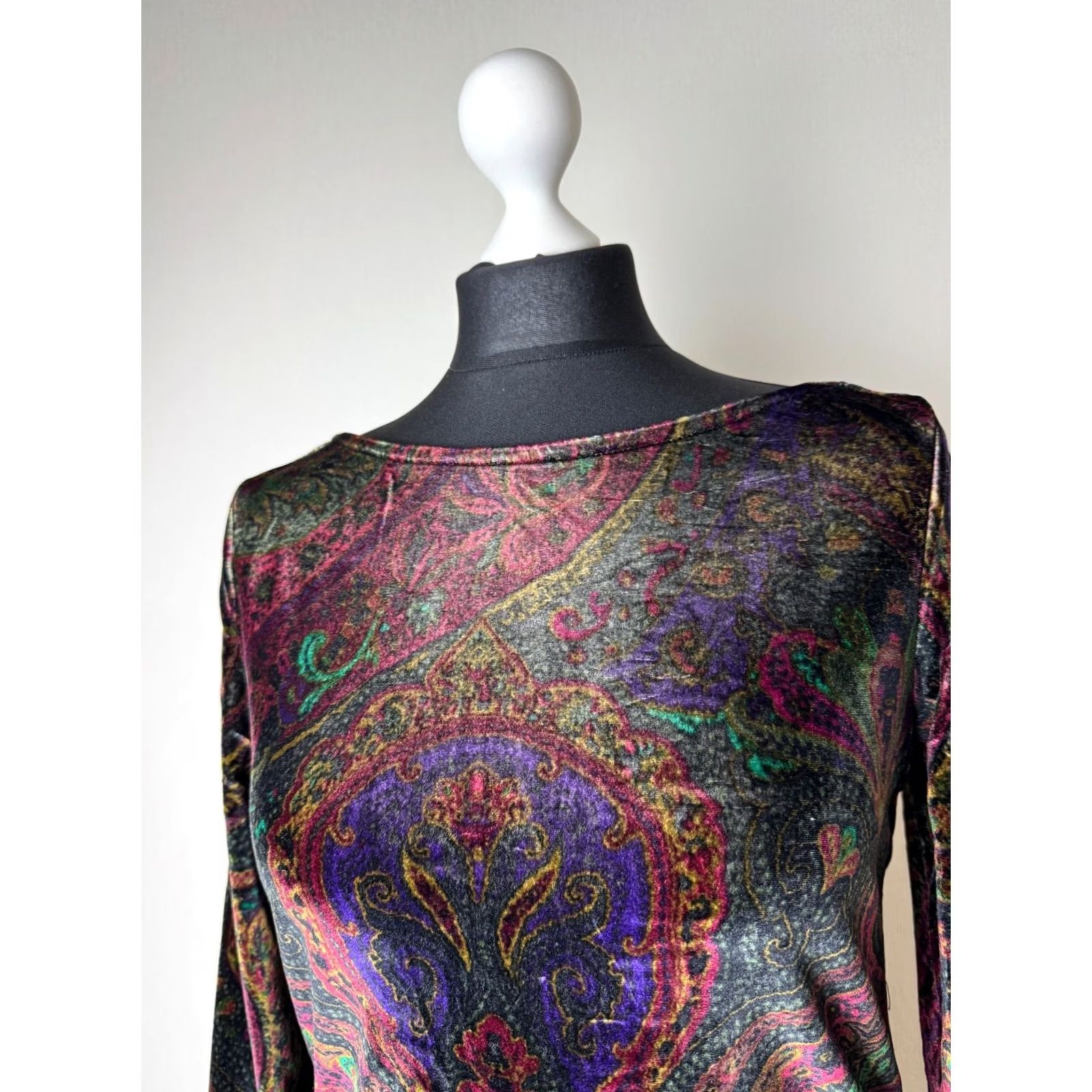 Ralph Lauren Ralph Lauren womens velour sweater jumper pullover Size M Multicoloured Size M / US 6-8 / IT 42-44 - 2 Thumbnail