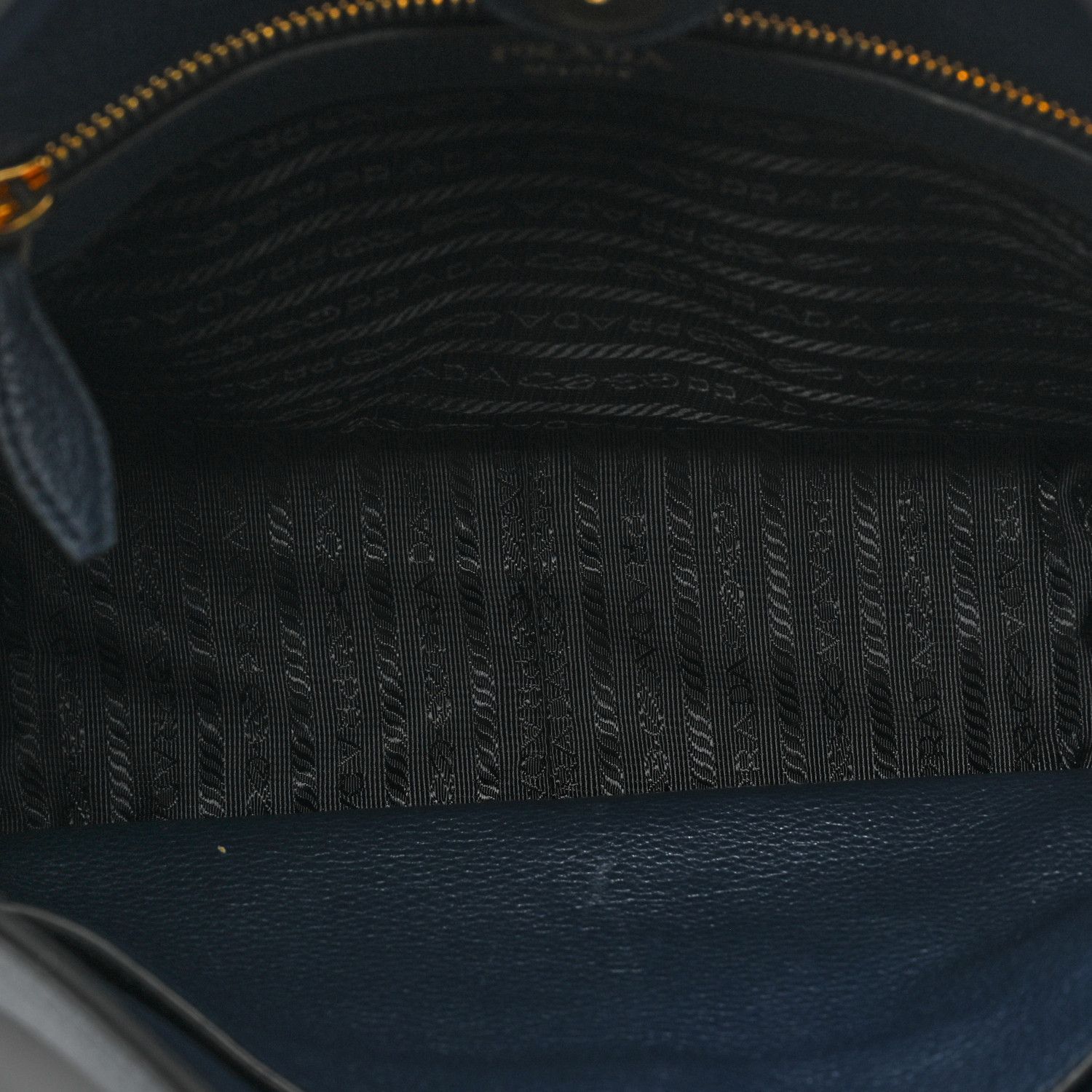 Prada o1srvl11e0624 Size: OS / Shoulder Bag in Black Size ONE SIZE - 7 Thumbnail