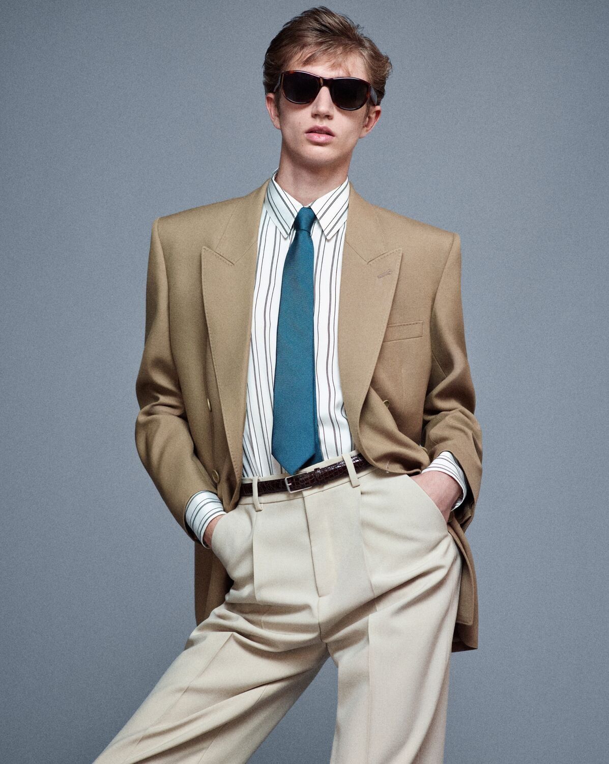 Saint Laurent Paris oc11z0126 816394 Yves Jacket in Wool Gabardine in Beige Size US S / EU 44-46 / 1 - 2 Thumbnail