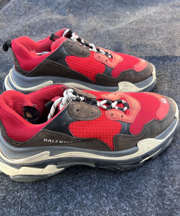 Grailed balenciaga hot sale triple s