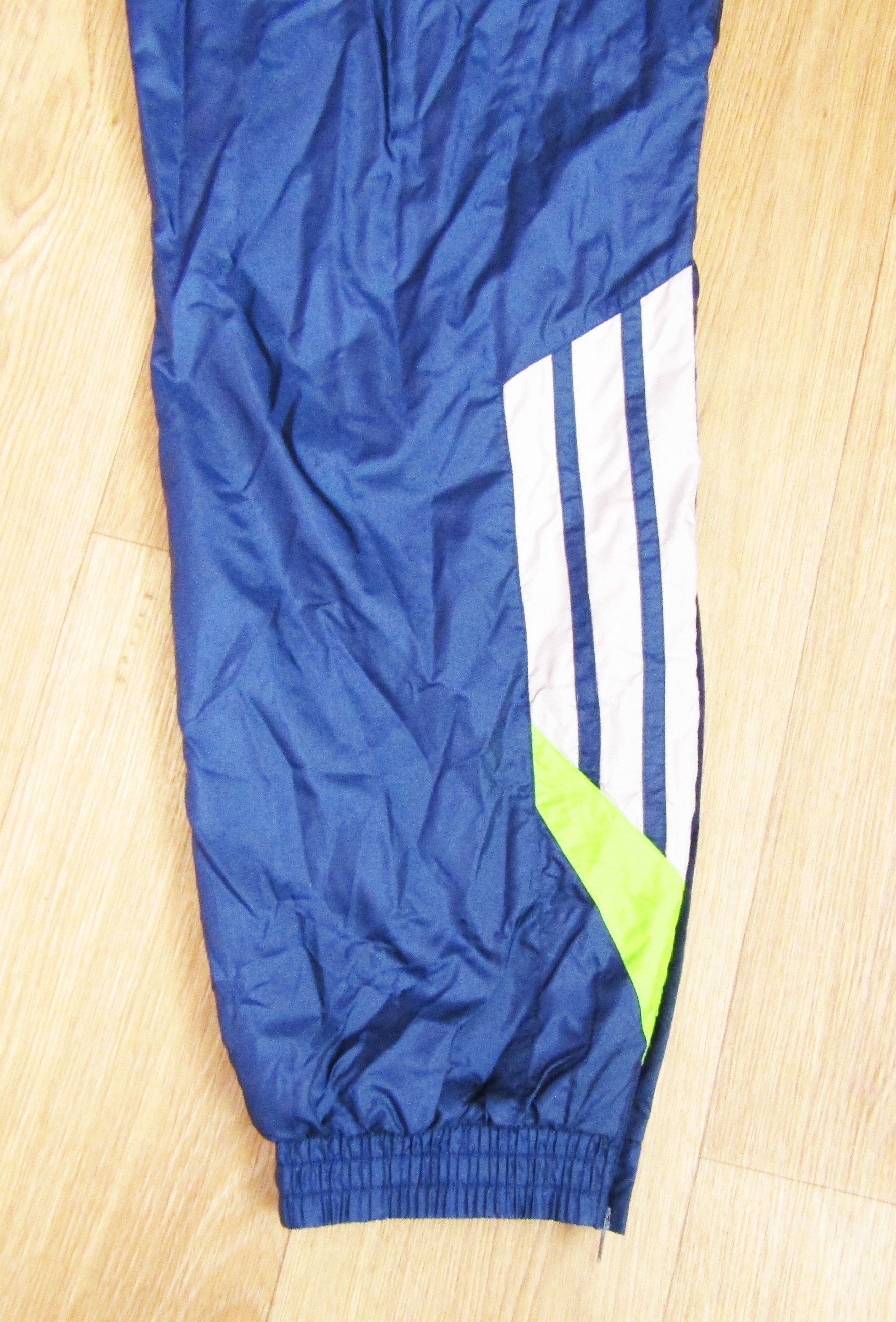 Adidas × Vintage Vintage Adidas sweatpants Size US 29 - 14 Thumbnail