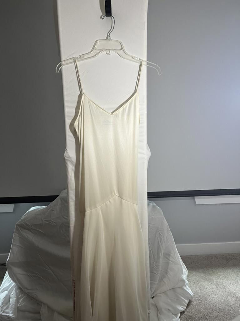 Designer Elegant Pat Richards Evening Dress with Lace Overlay Size XL / US 12-14 / IT 48-50 - 1 Thumbnail