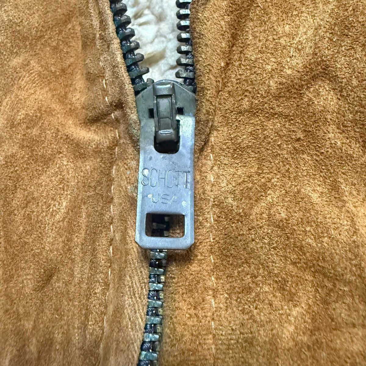 Schott Vintage Schott NYC Hooded Suede Leather Jacket Size US L / EU 52-54 / 3 - 4 Thumbnail