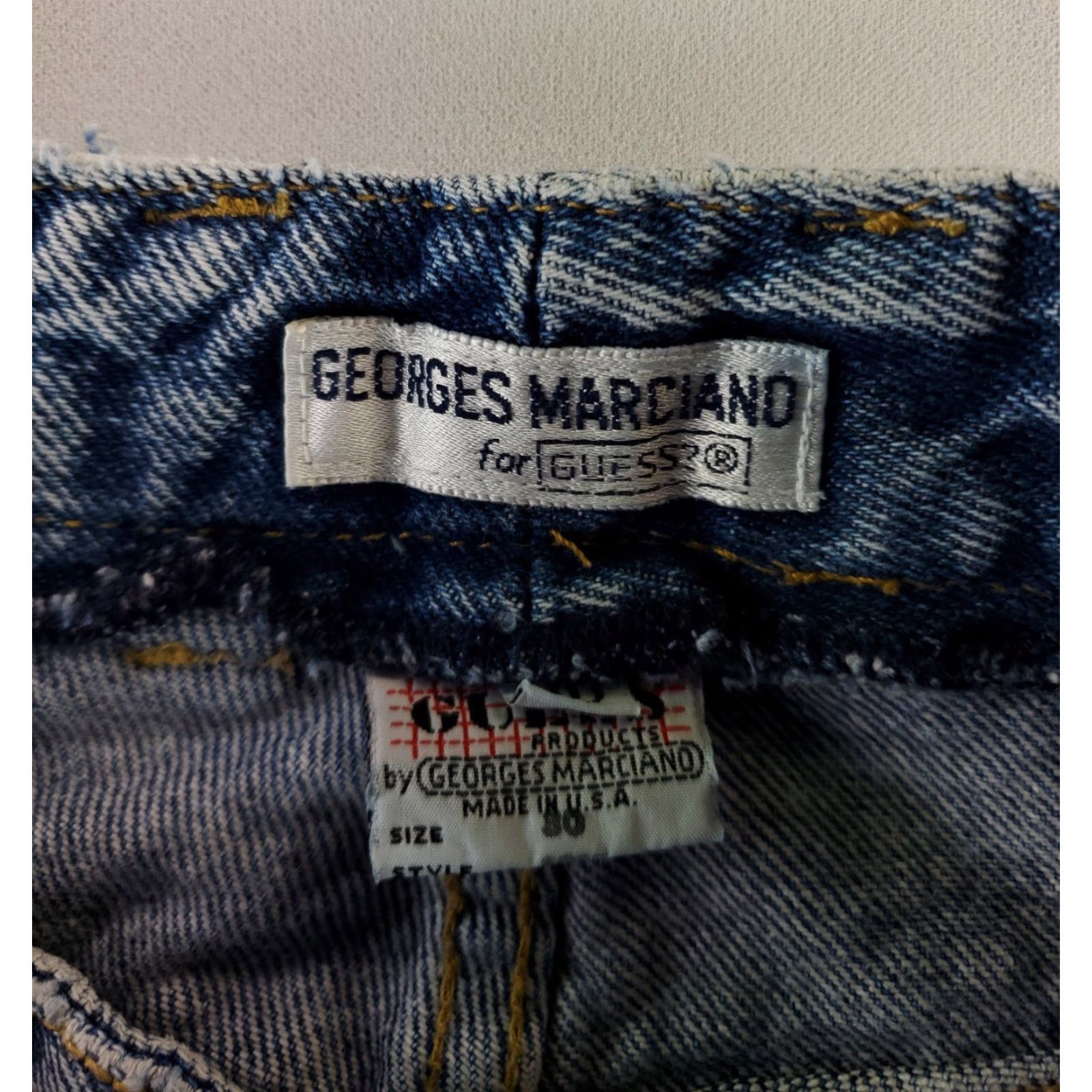 Guess VINTAGE GUESS 80s Georges Marciano Blue Jeans Acid Wash Womens 28x26.5 30 Sized 28 Blue Ladies Tapered Womens Size 28" / US 6 / IT 42 - 3 Thumbnail