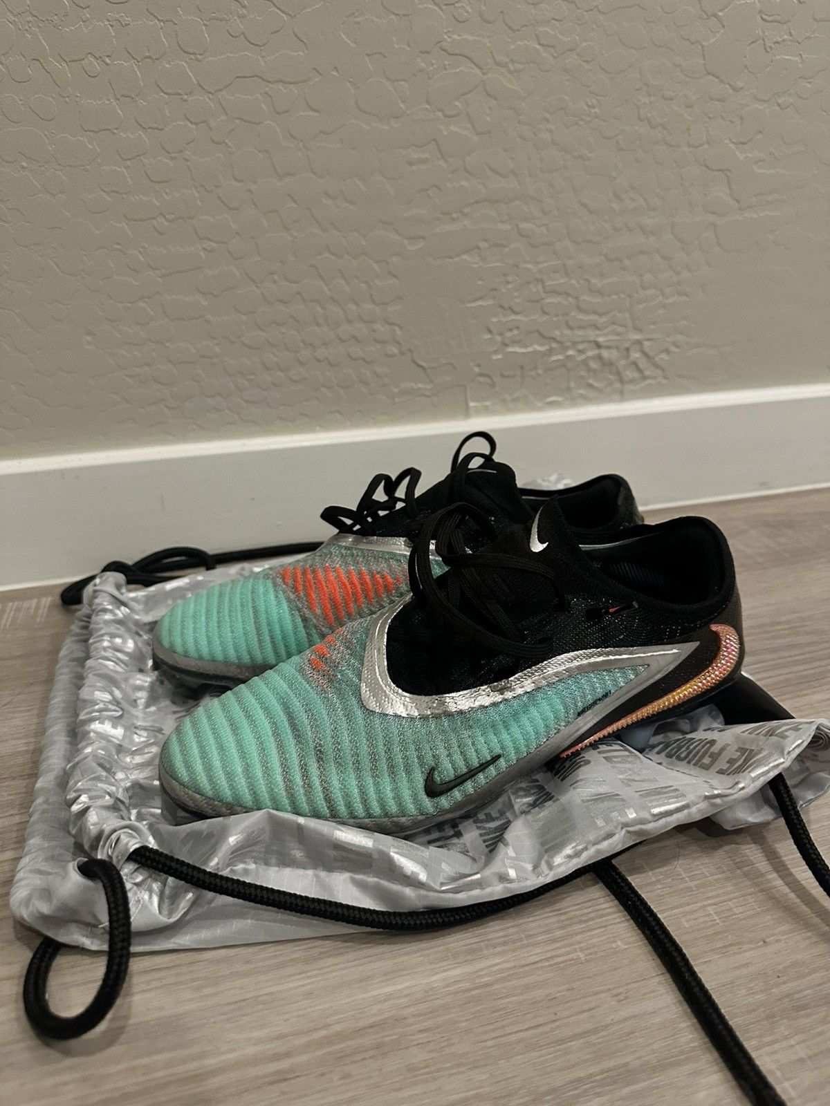 Nike Nike phantom 6 low elite launch edition Size US 9 / EU 42 - 3 Thumbnail