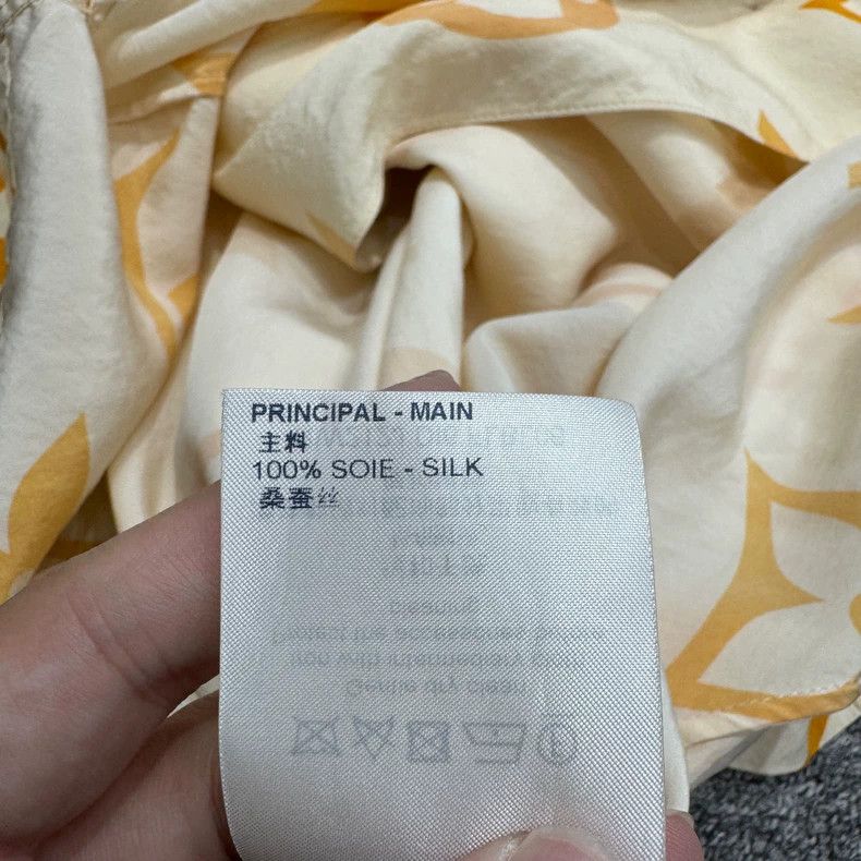 Louis Vuitton Louis Vuitton size 34 Gradient full print presbyopic shirt Size US M / EU 48-50 / 2 - 5 Thumbnail