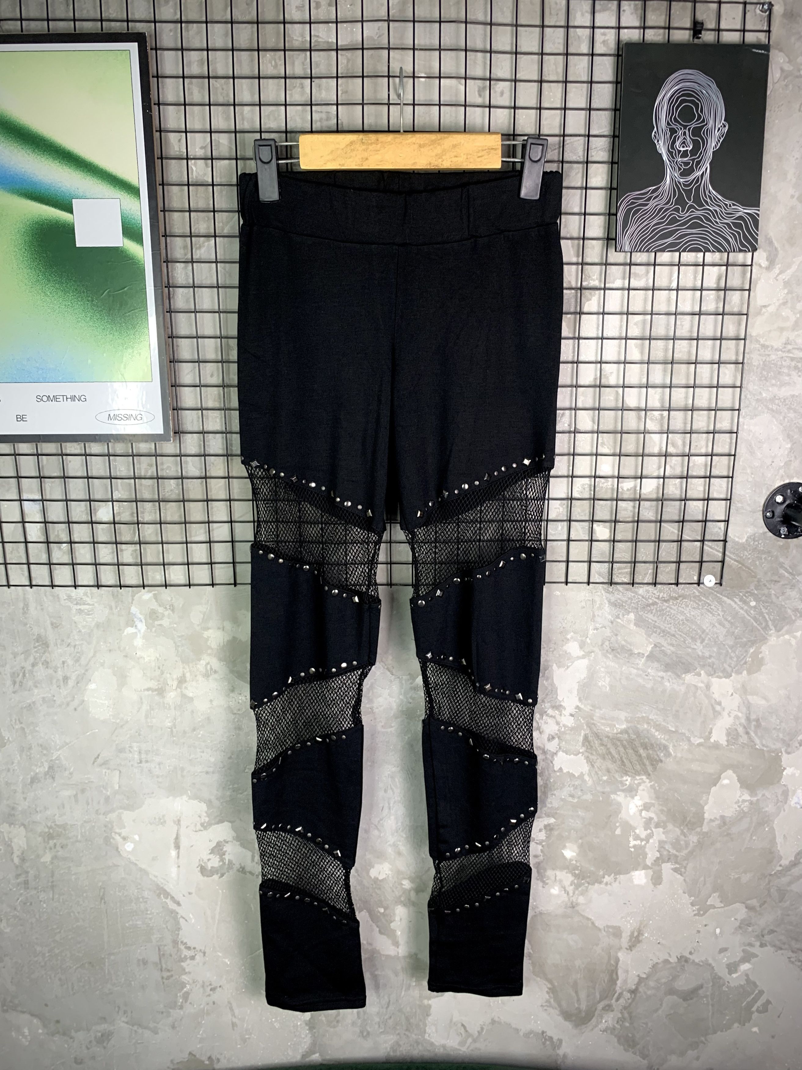 Japanese Brand Ghost Of Harlem Punk Studded Mesh Panel Harajuku Legging Size 26" / US 2 / IT 38 - 1 Thumbnail