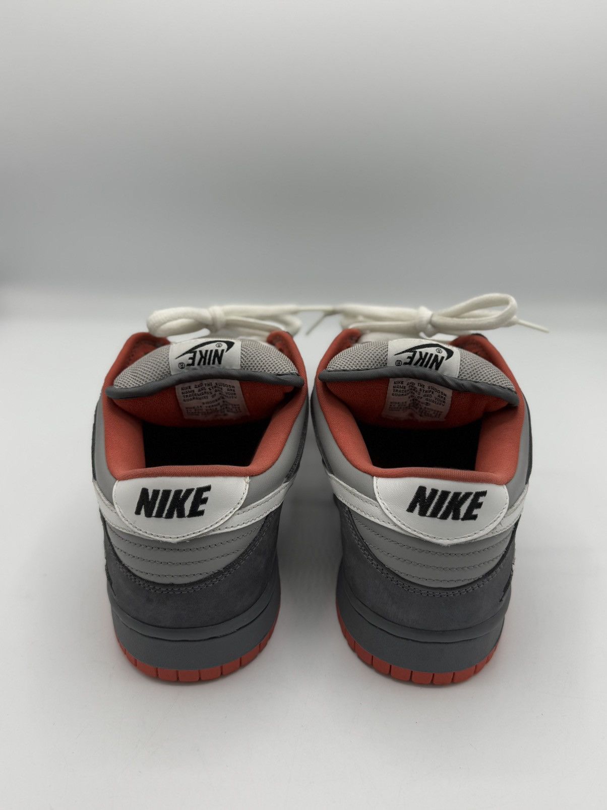 Nike SB Nike SB Dunk Low Staple NYC Pigeon Size US 12 / EU 45 - 7 Thumbnail